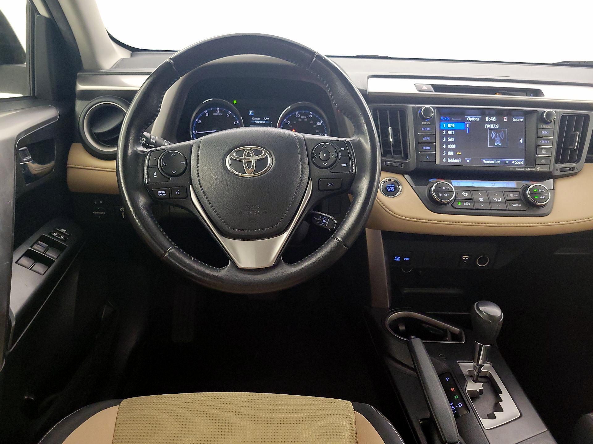 Thumbnail: 2016 Toyota RAV4 - 10