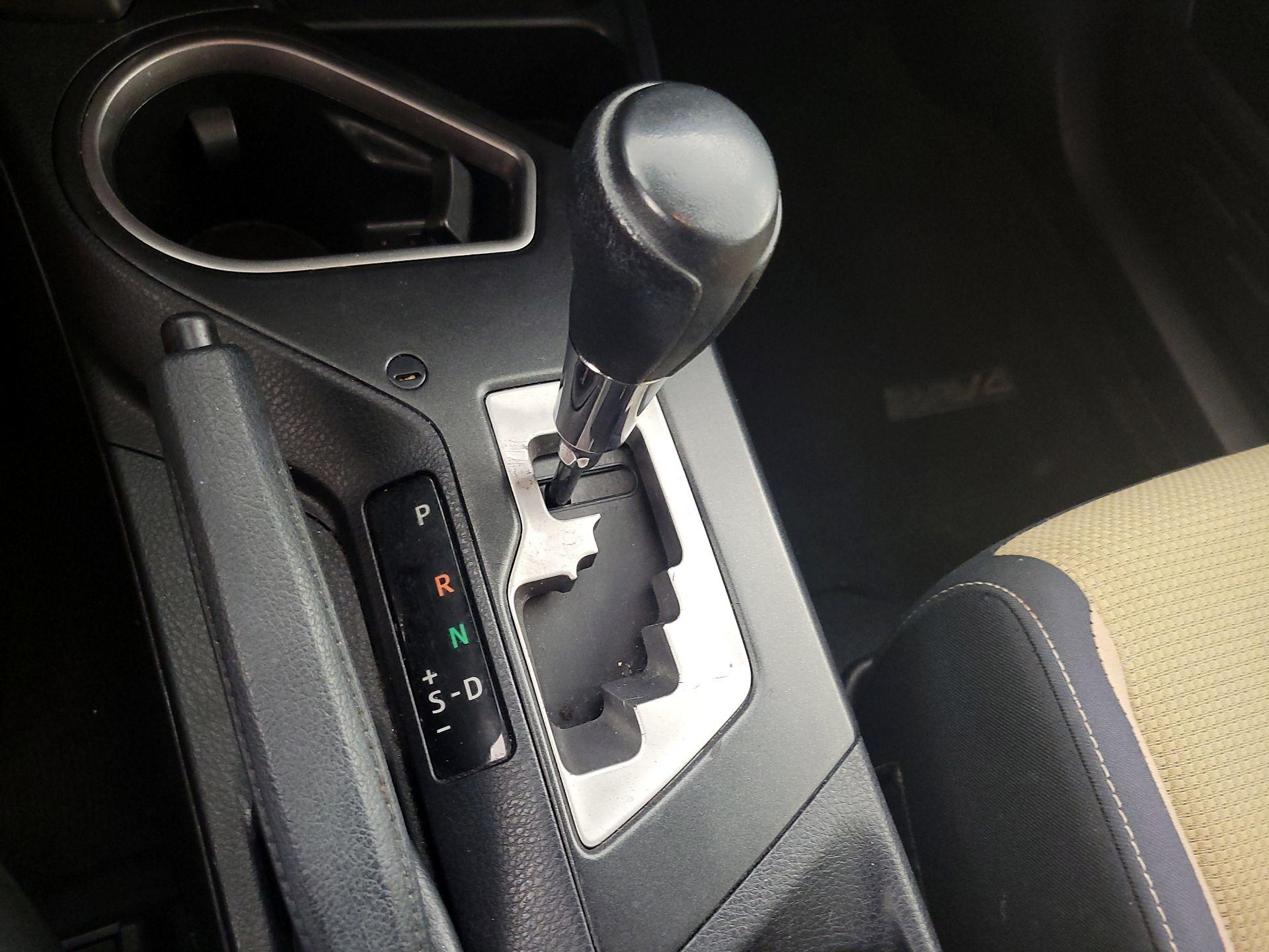 Thumbnail: 2016 Toyota RAV4 - 17