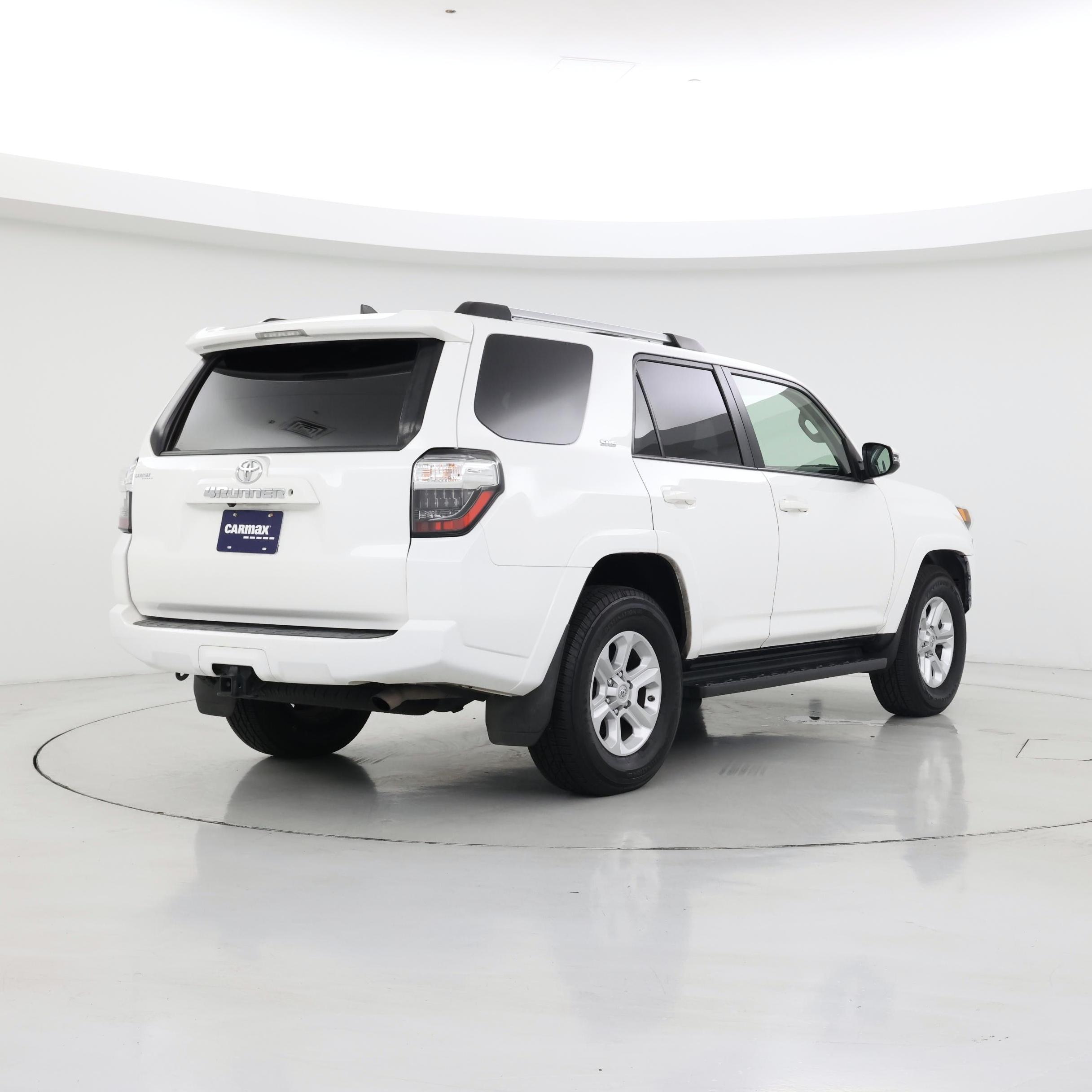 Thumbnail: 2019 Toyota 4Runner - 8