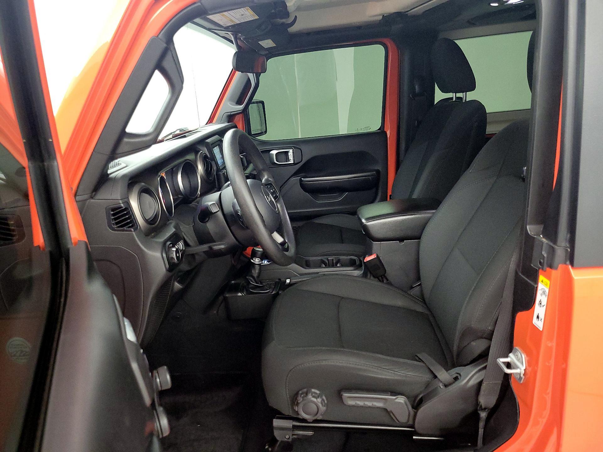 Thumbnail: 2019 Jeep Wrangler - 11