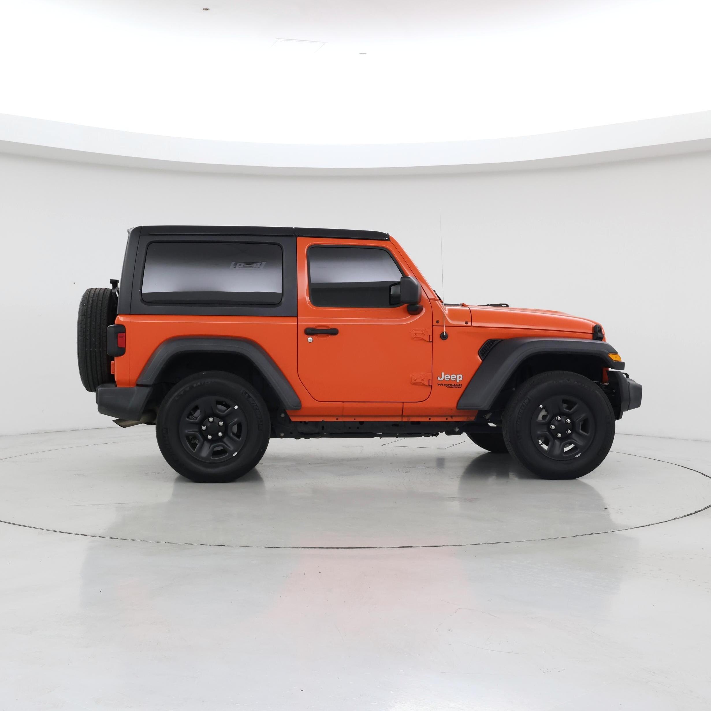 Thumbnail: 2019 Jeep Wrangler - 7
