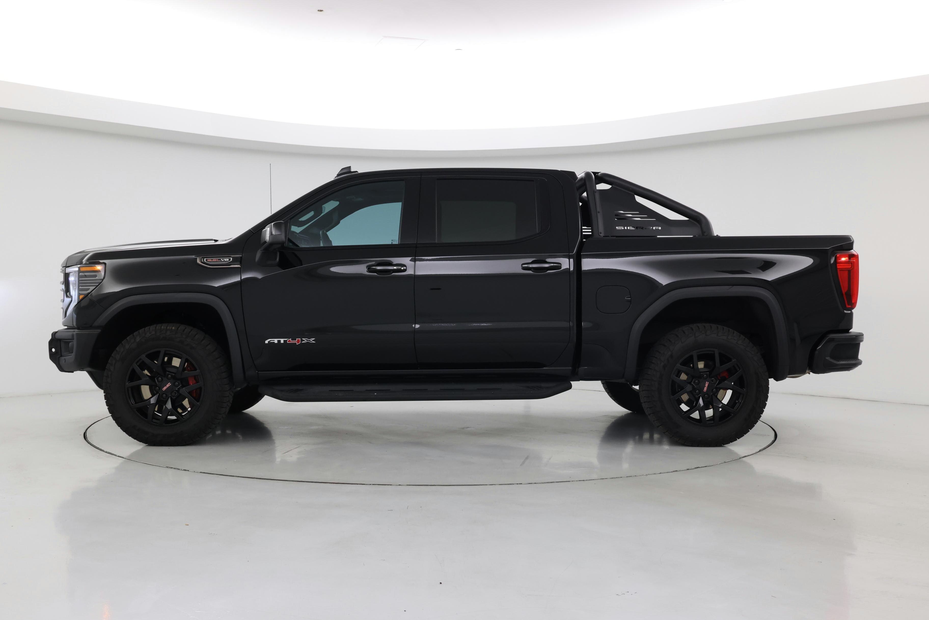 Thumbnail: 2023 GMC Sierra 1500 - 3