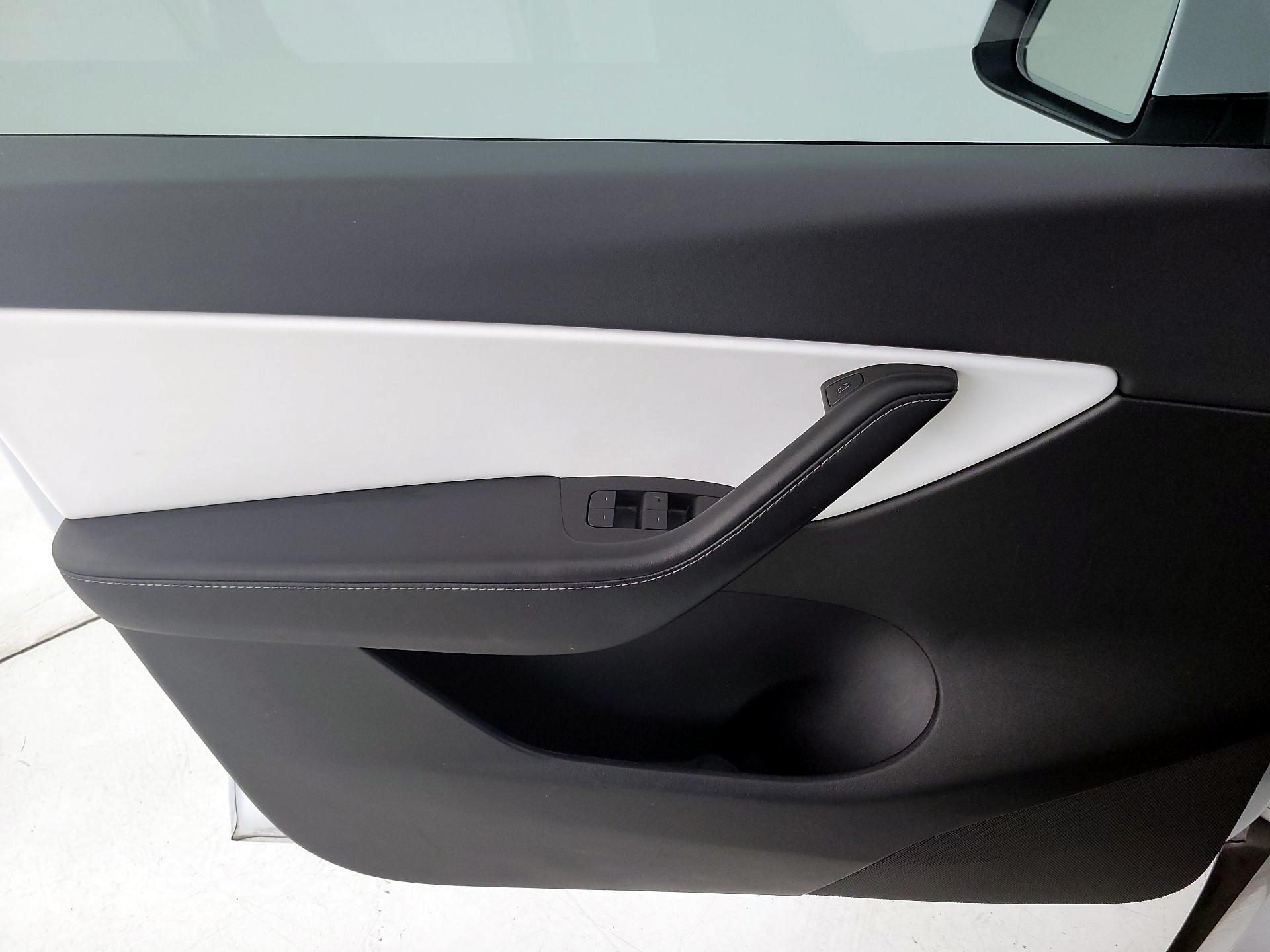 Thumbnail: 2021 Tesla Model Y - 12