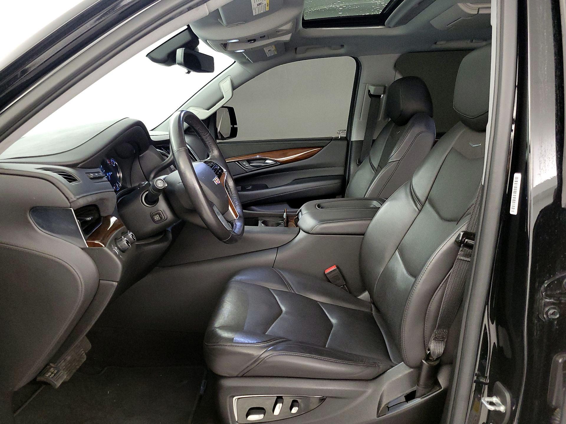 Thumbnail: 2020 Cadillac Escalade - 11
