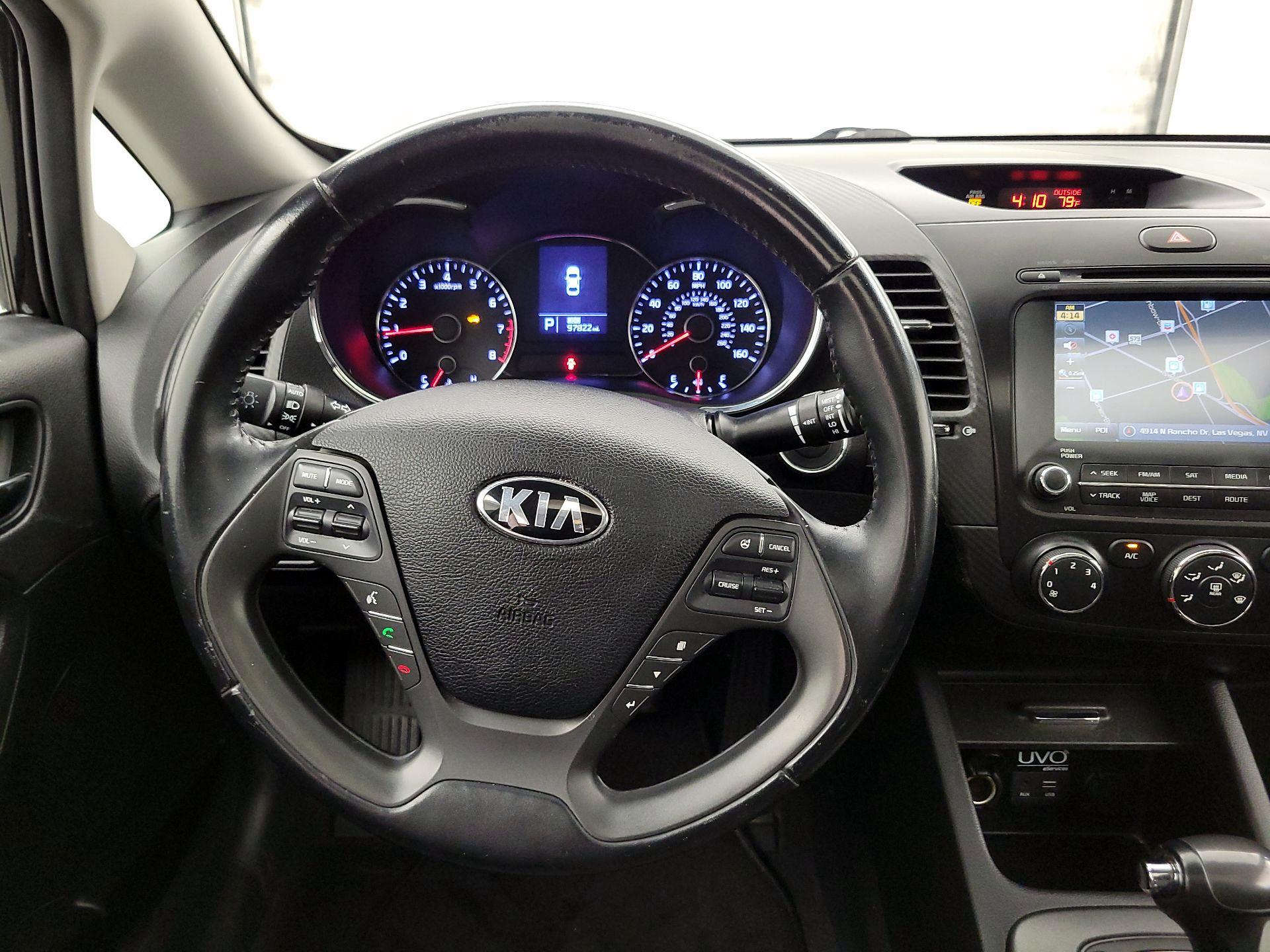 Thumbnail: 2016 Kia Forte - 10