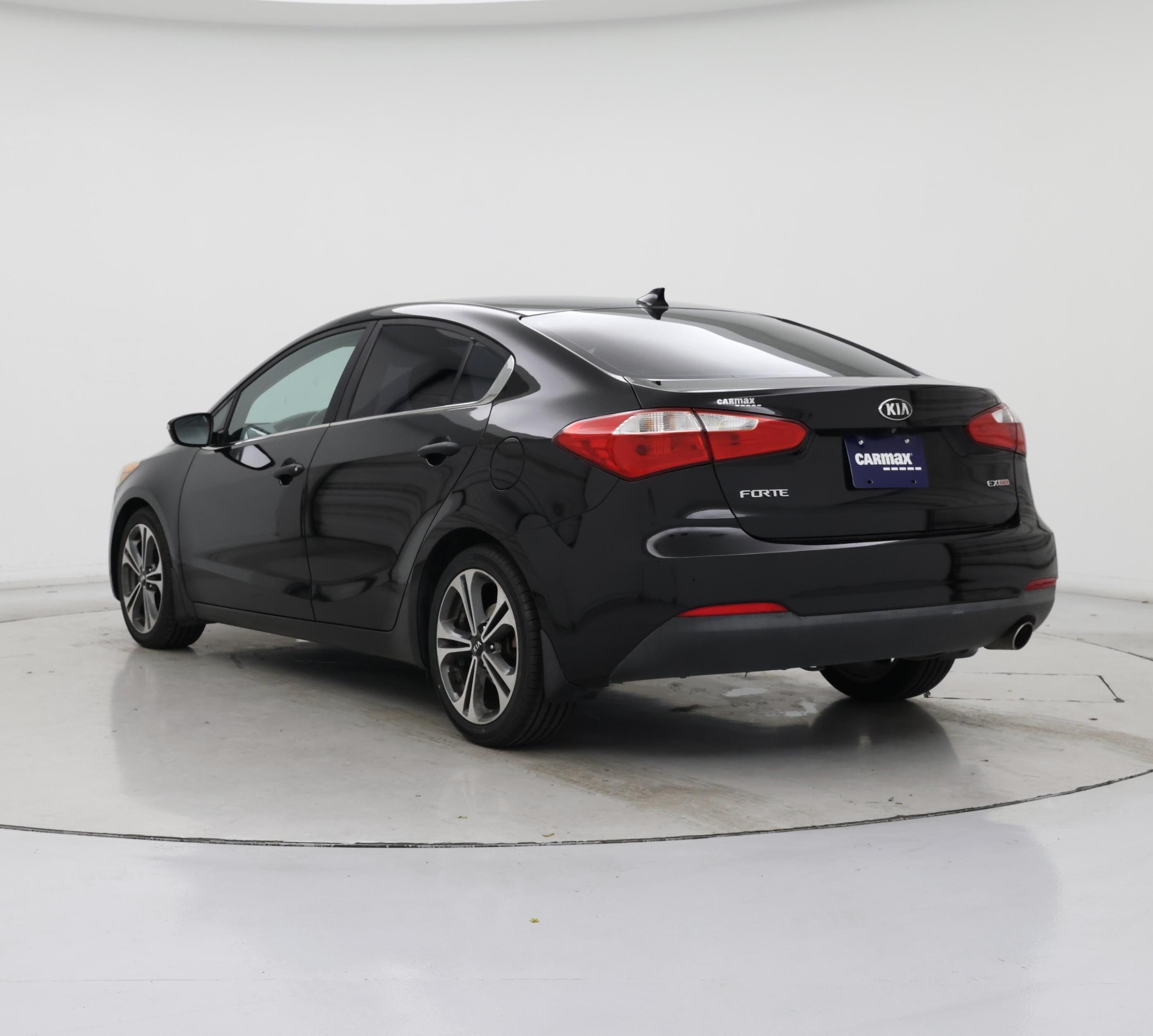 Thumbnail: 2016 Kia Forte - 2