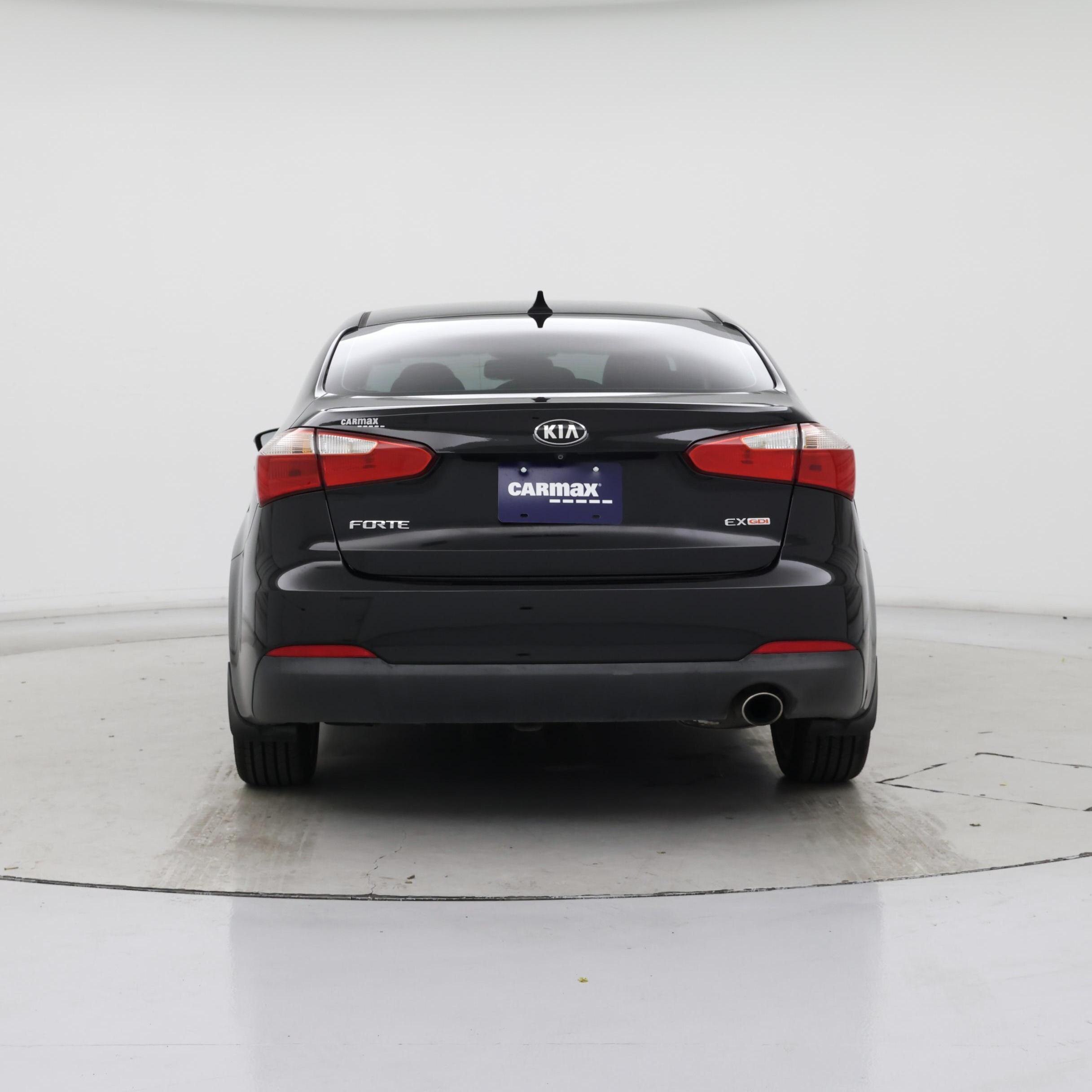 Thumbnail: 2016 Kia Forte - 6
