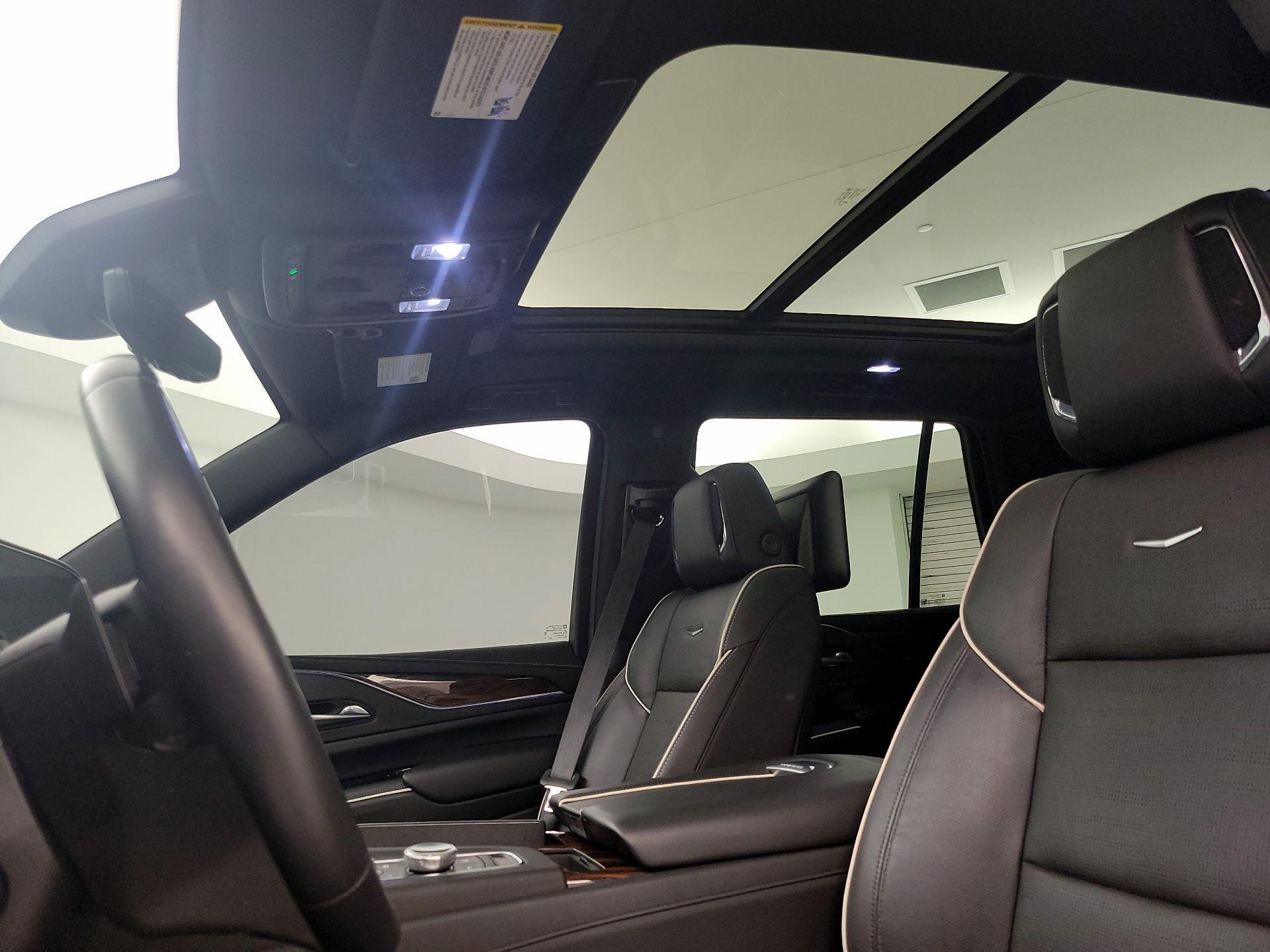 Thumbnail: 2023 Cadillac Escalade - 20