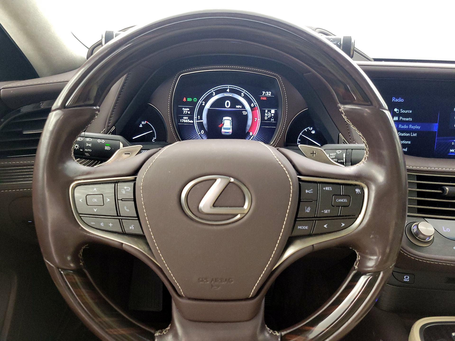 Thumbnail: 2019 Lexus LS - 10