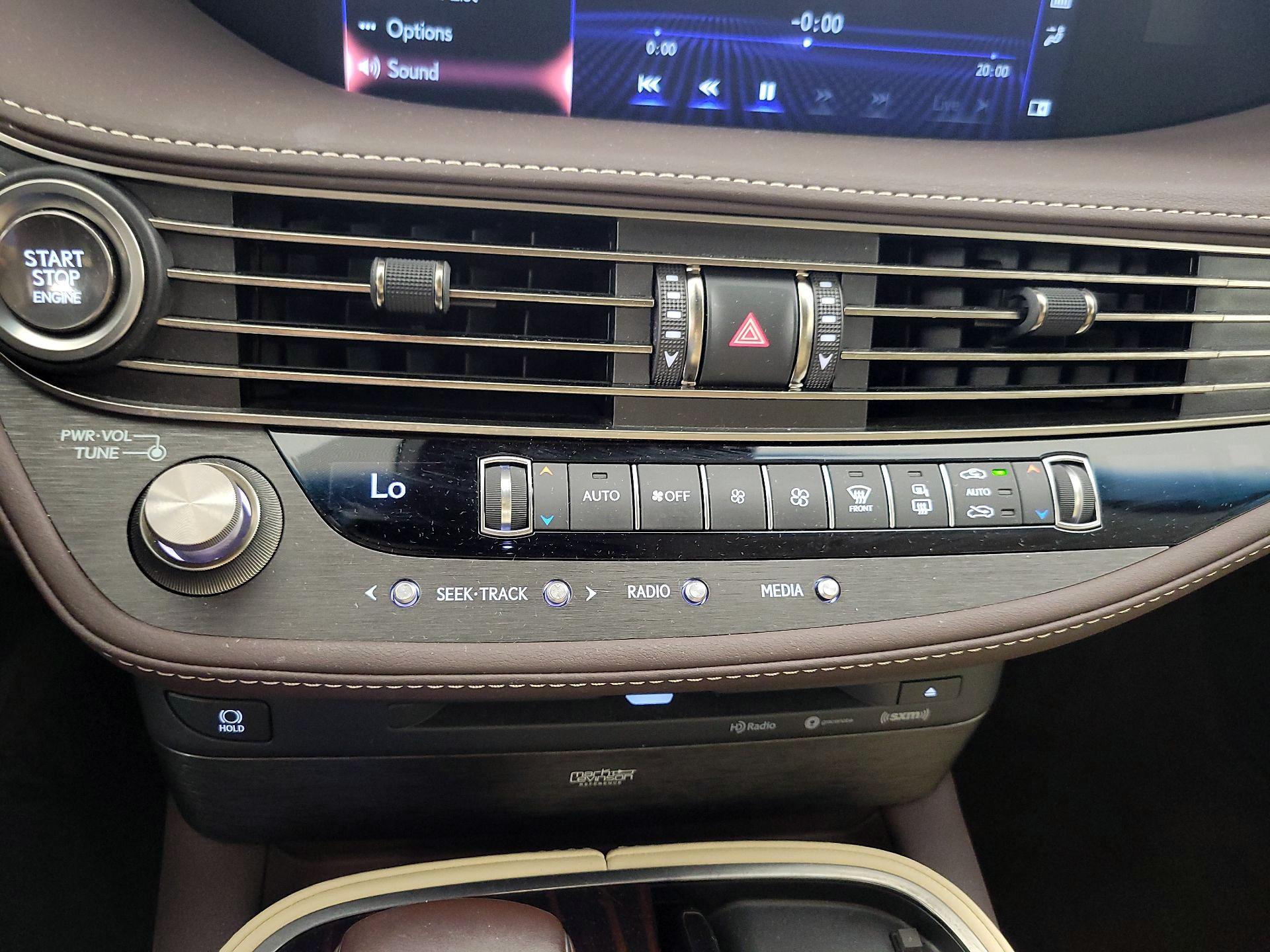 Thumbnail: 2019 Lexus LS - 16