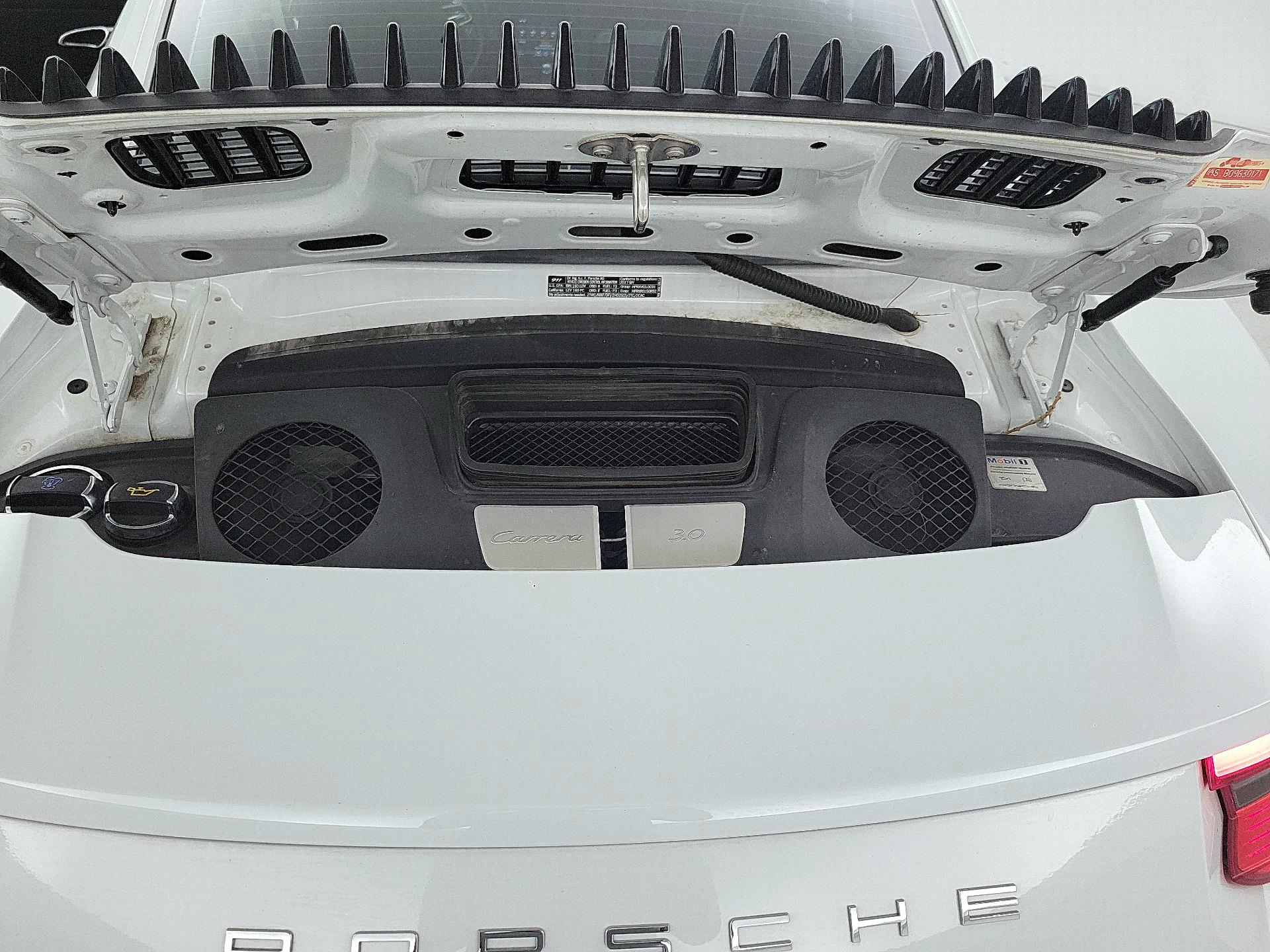 Thumbnail: 2017 Porsche 911 - 20