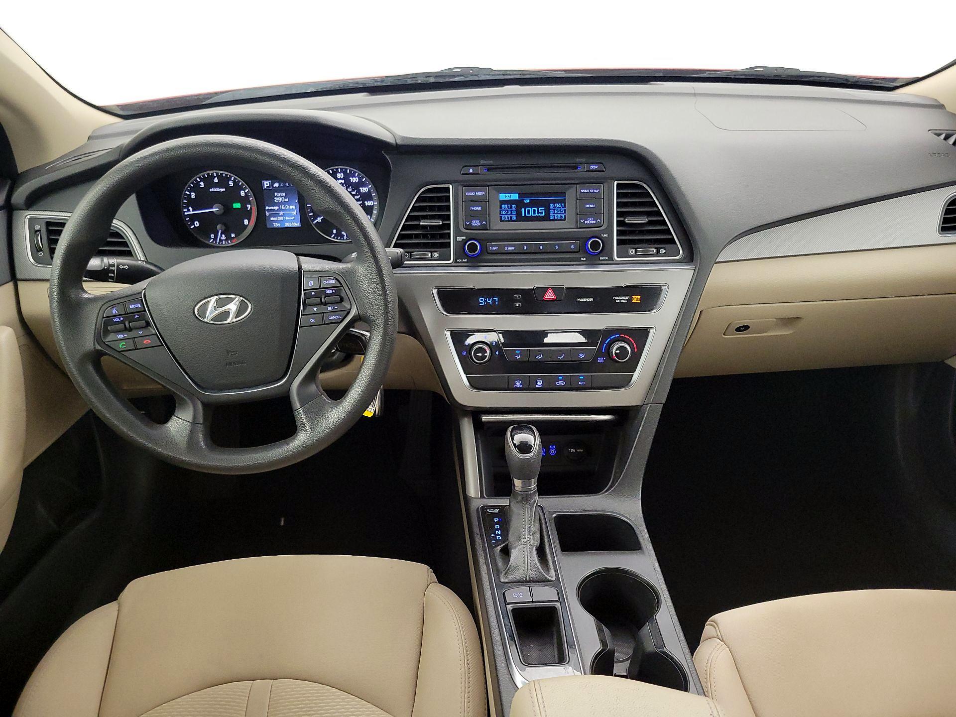 Thumbnail: 2015 Hyundai Sonata - 9