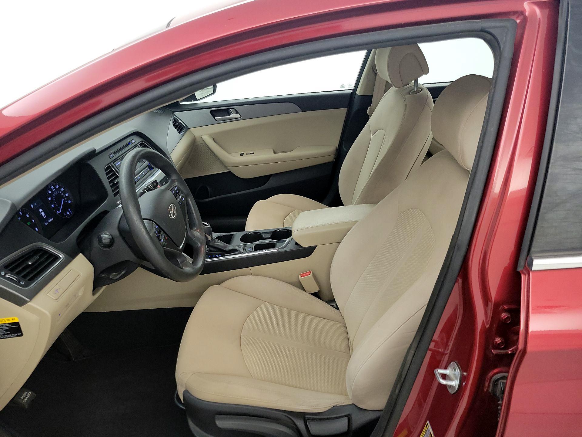 Thumbnail: 2015 Hyundai Sonata - 11