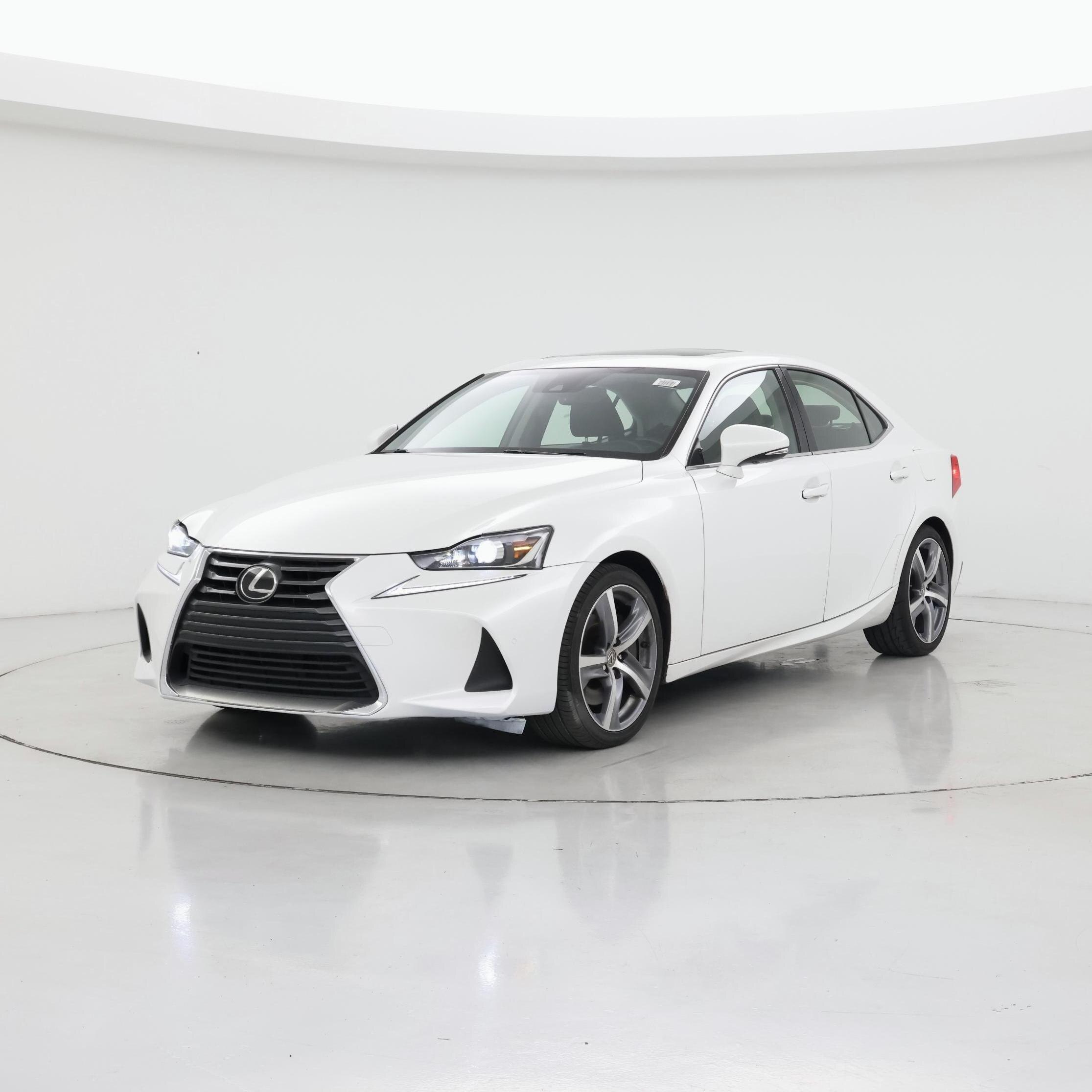 Thumbnail: 2017 Lexus IS - 4