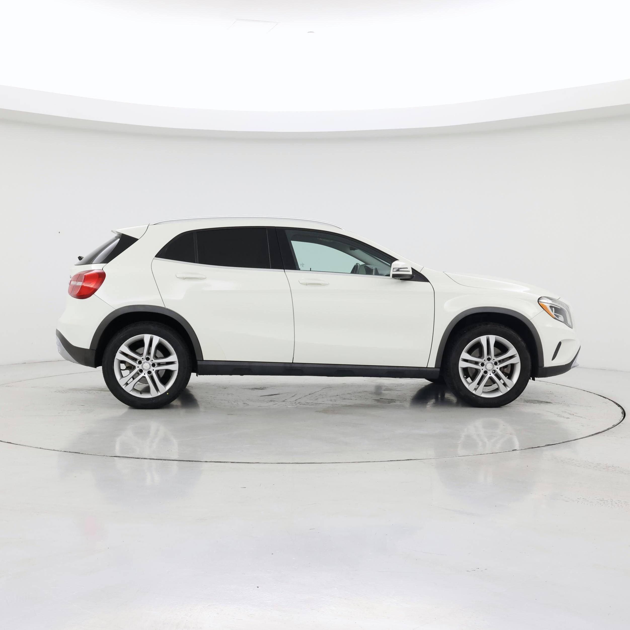 Thumbnail: 2015 Mercedes-Benz GLA - 7