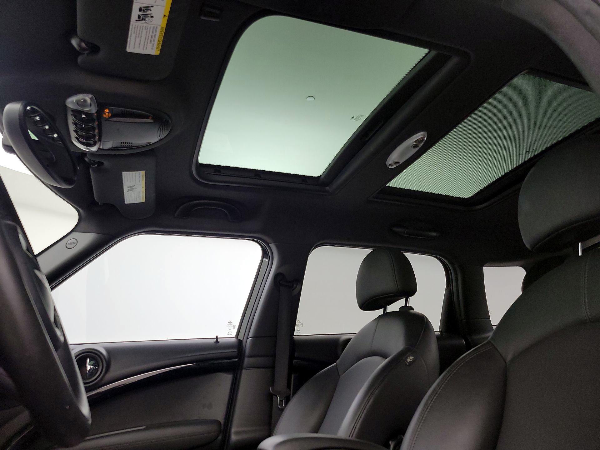 Thumbnail: 2016 MINI Cooper Countryman - 17