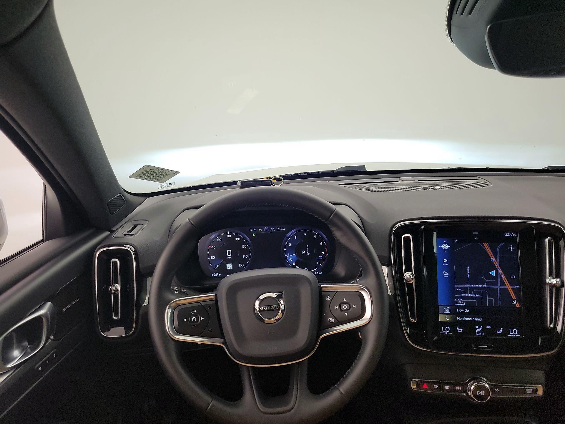 Thumbnail: 2019 Volvo XC40 - 10