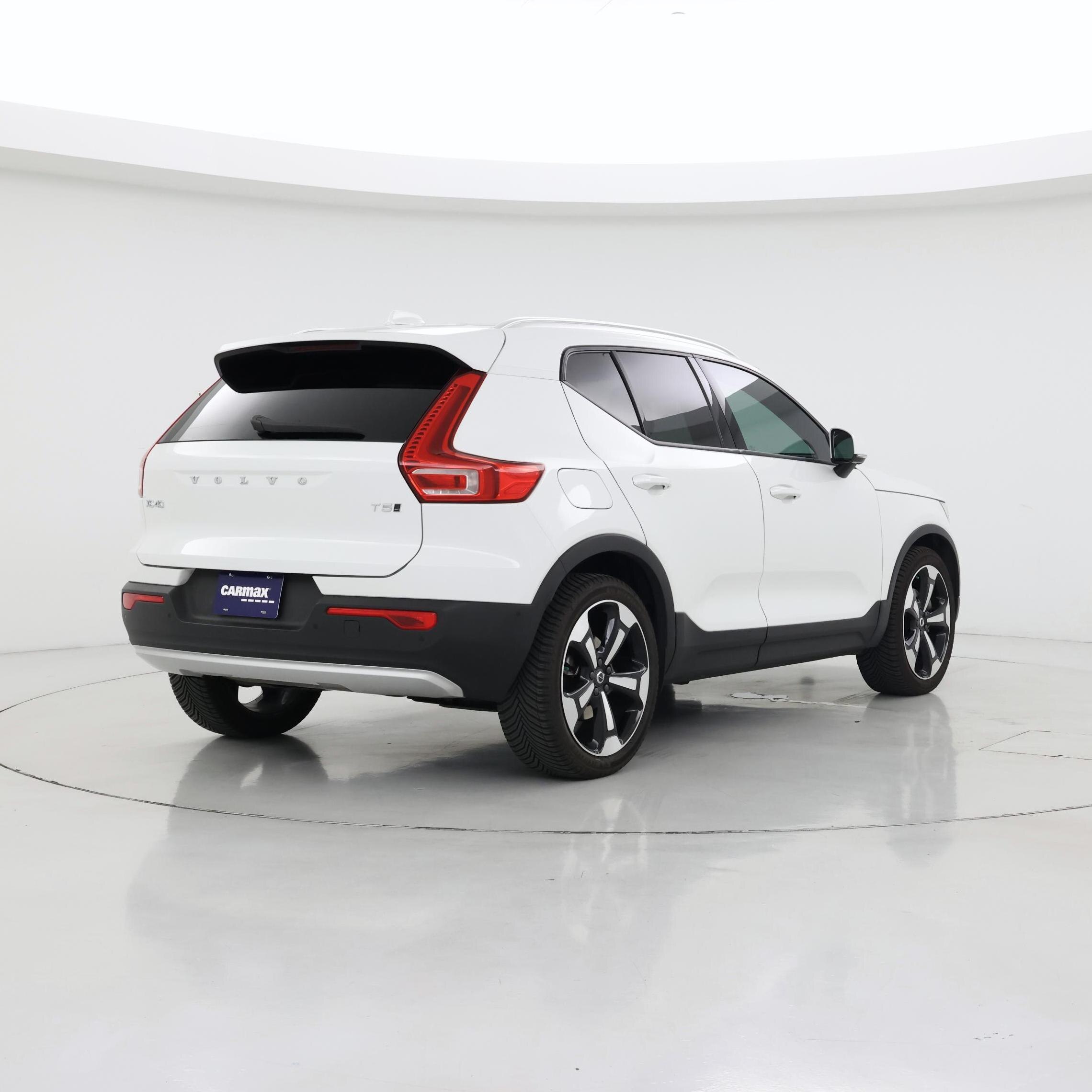 Thumbnail: 2019 Volvo XC40 - 8