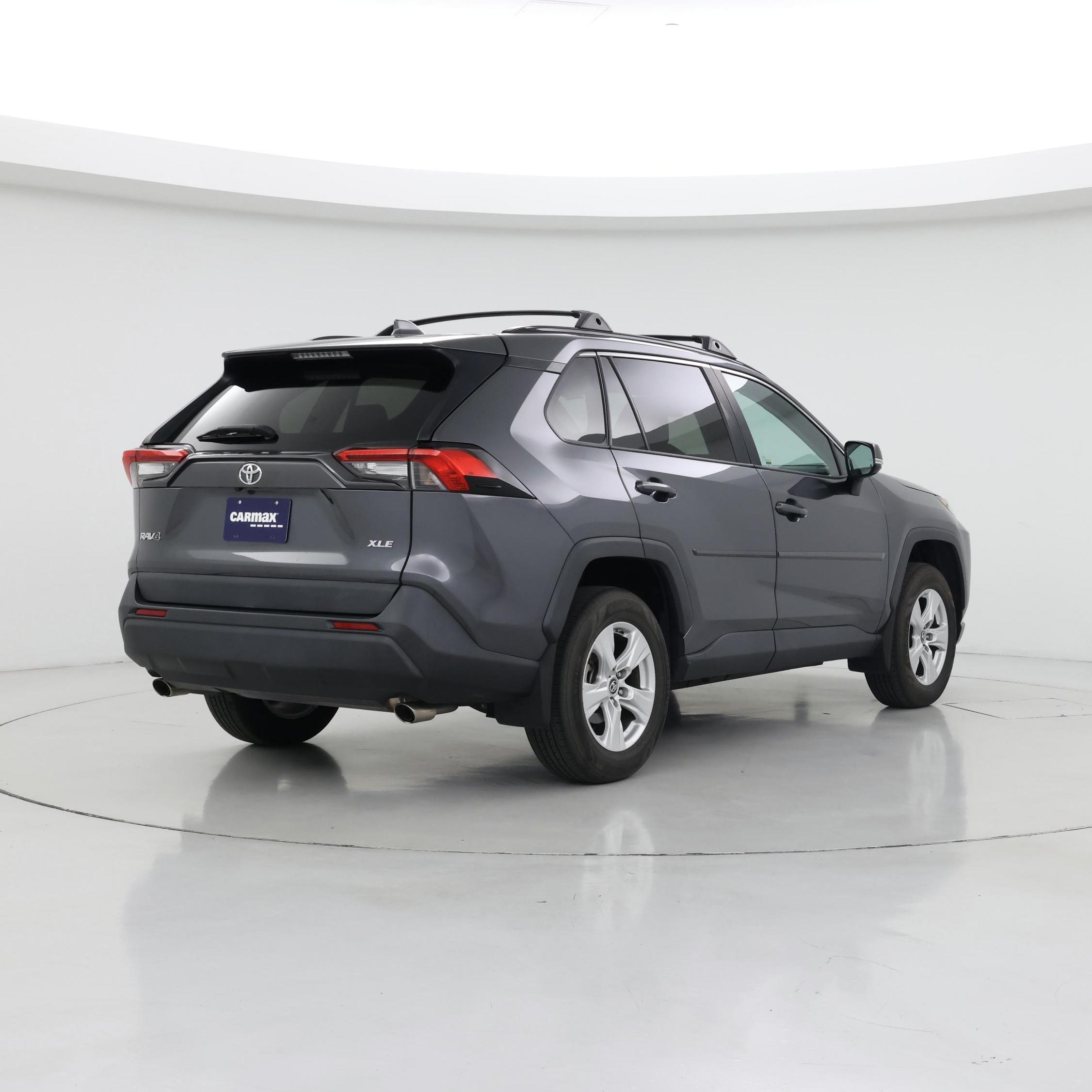 Thumbnail: 2019 Toyota RAV4 - 8