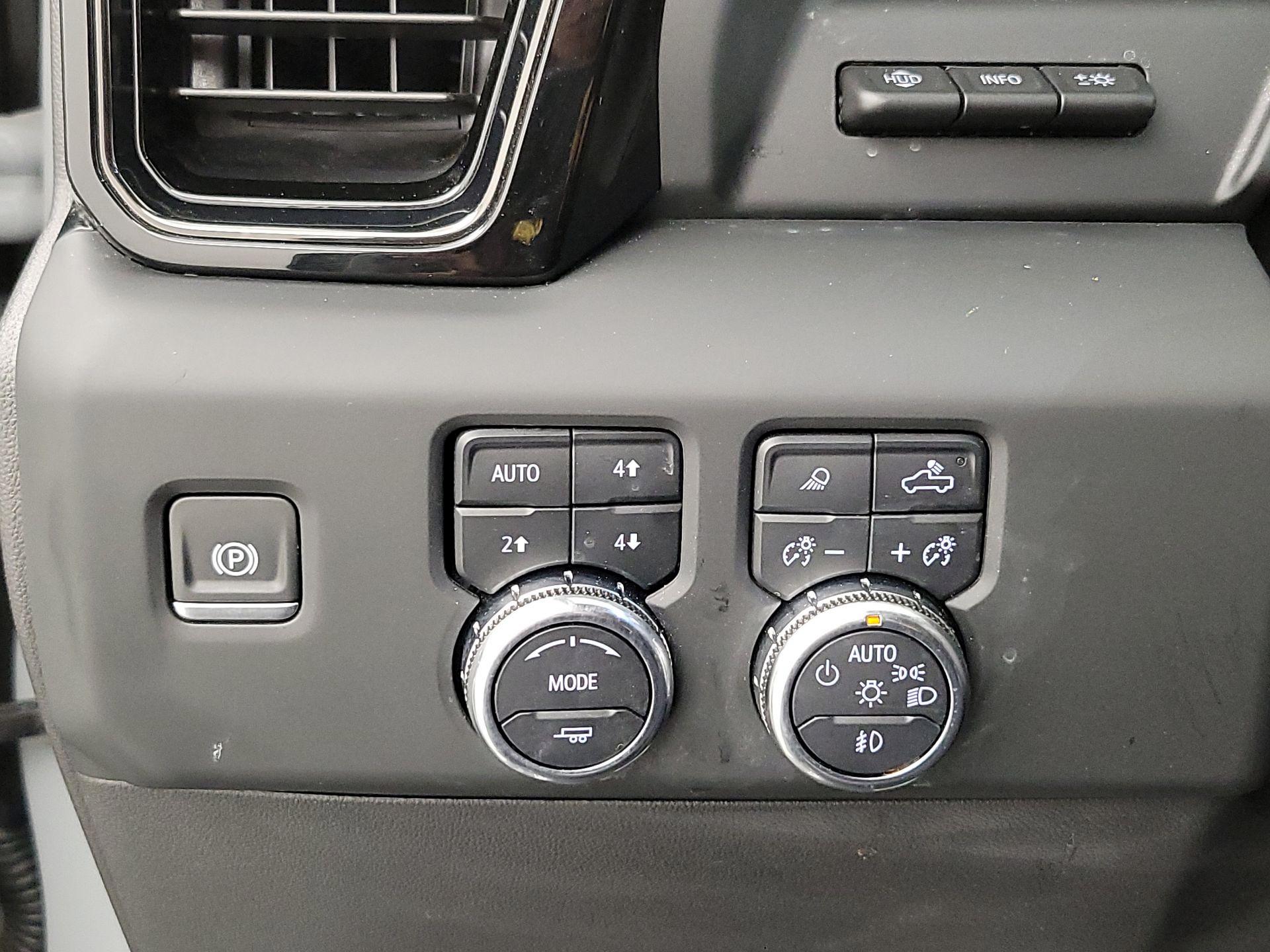 Thumbnail: 2024 GMC Sierra 1500 - 13