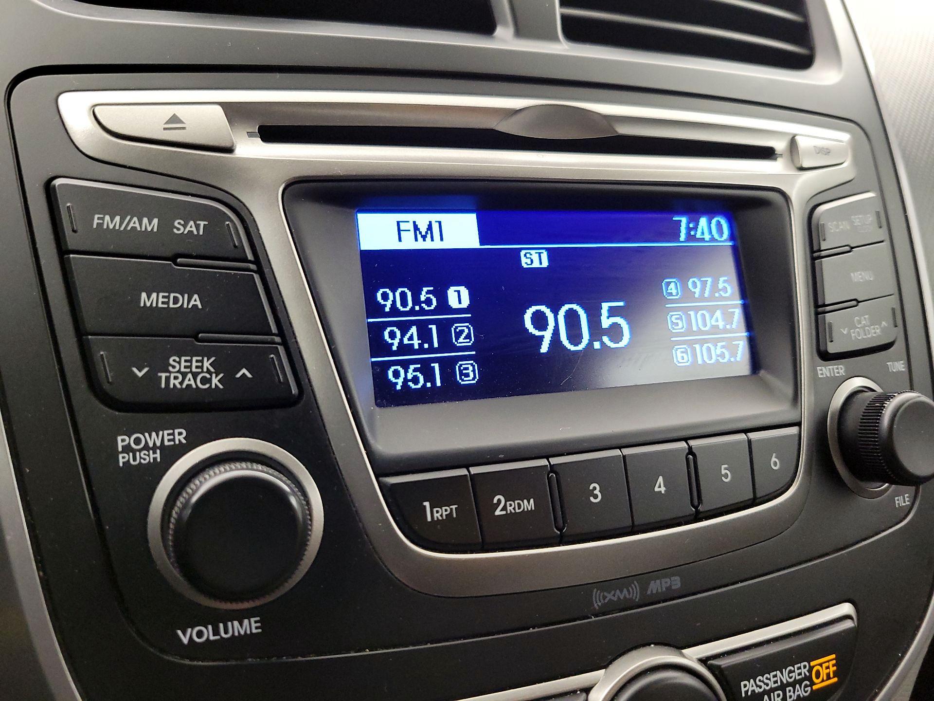 Thumbnail: 2016 Hyundai Accent - 14