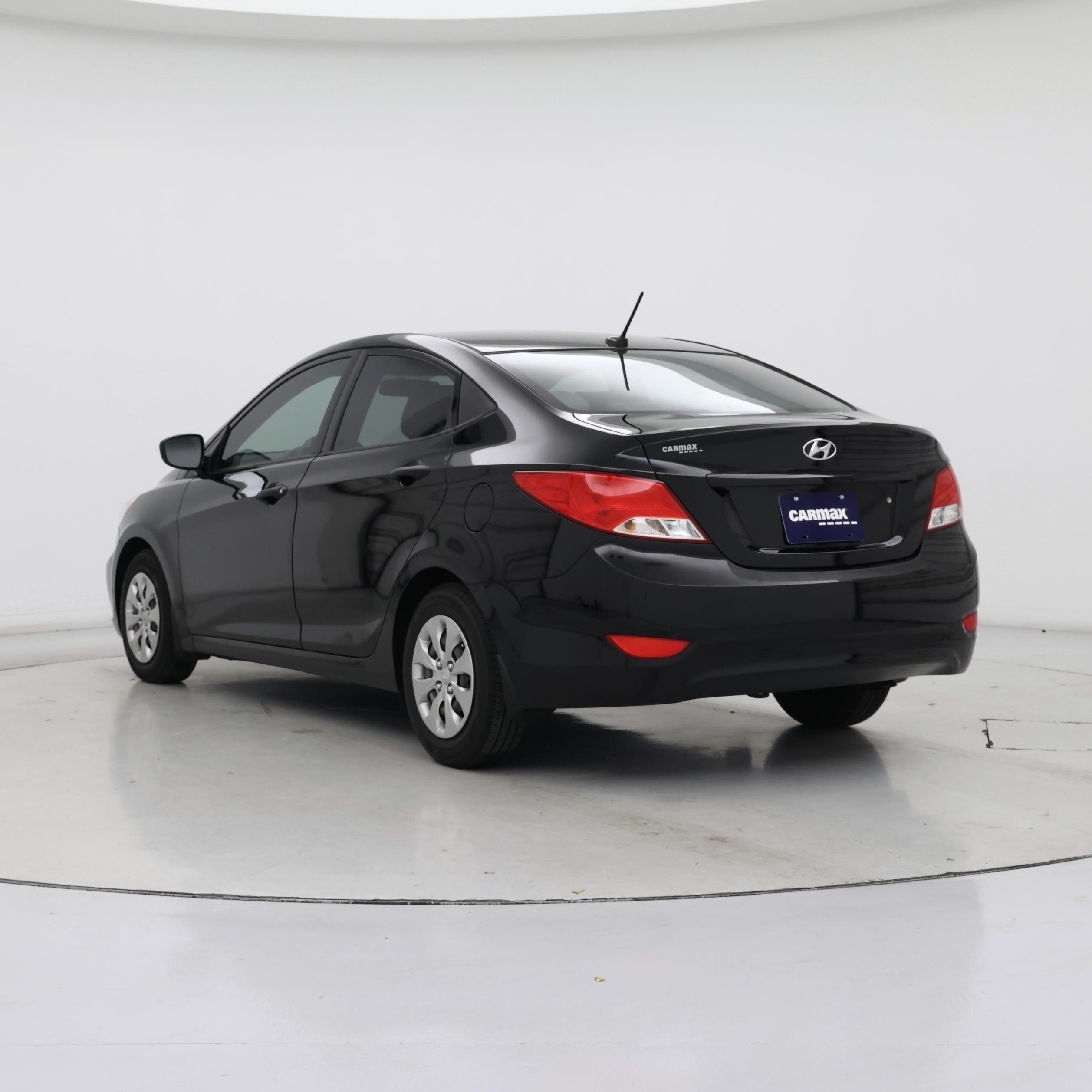 Thumbnail: 2016 Hyundai Accent - 2