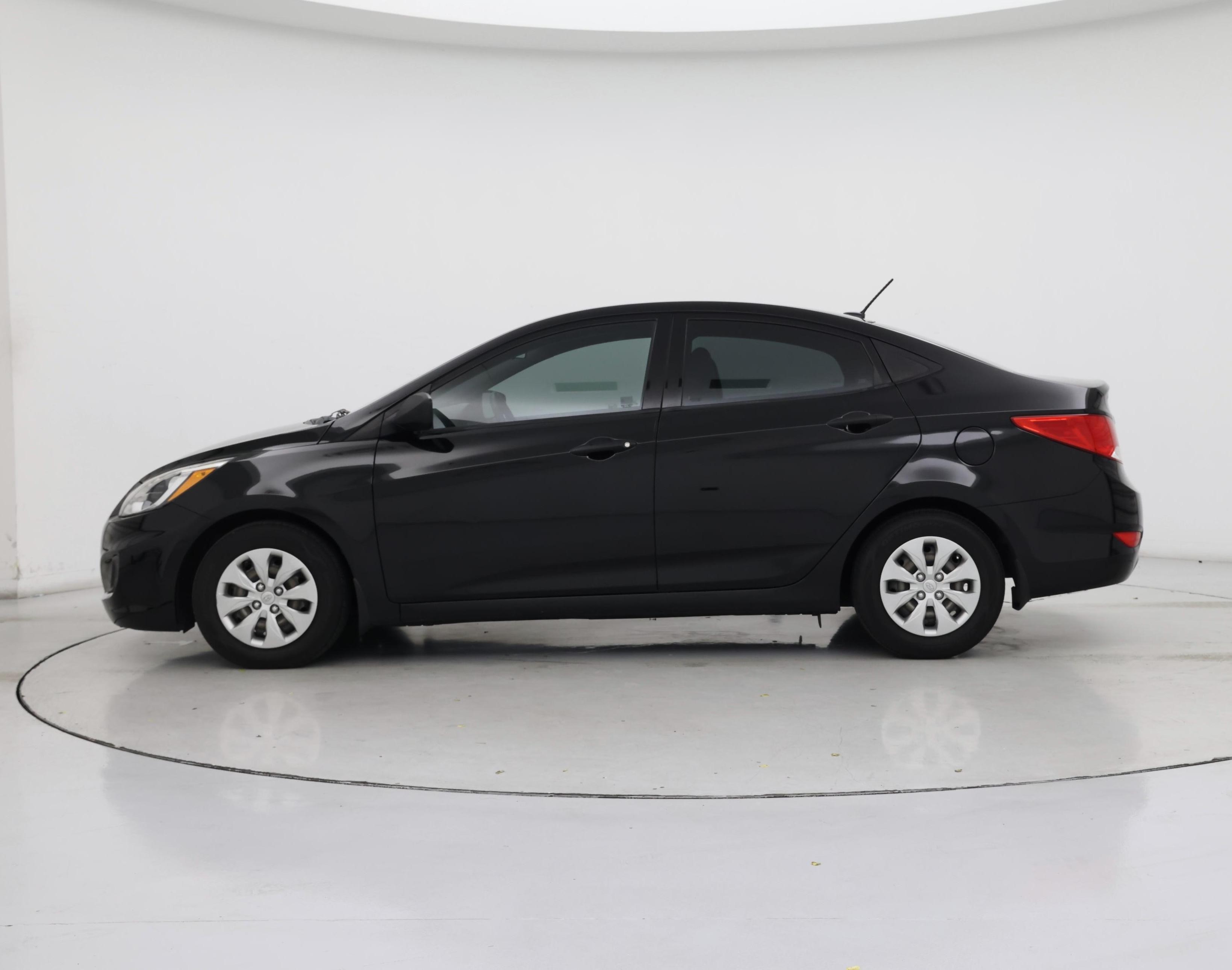 Thumbnail: 2016 Hyundai Accent - 3