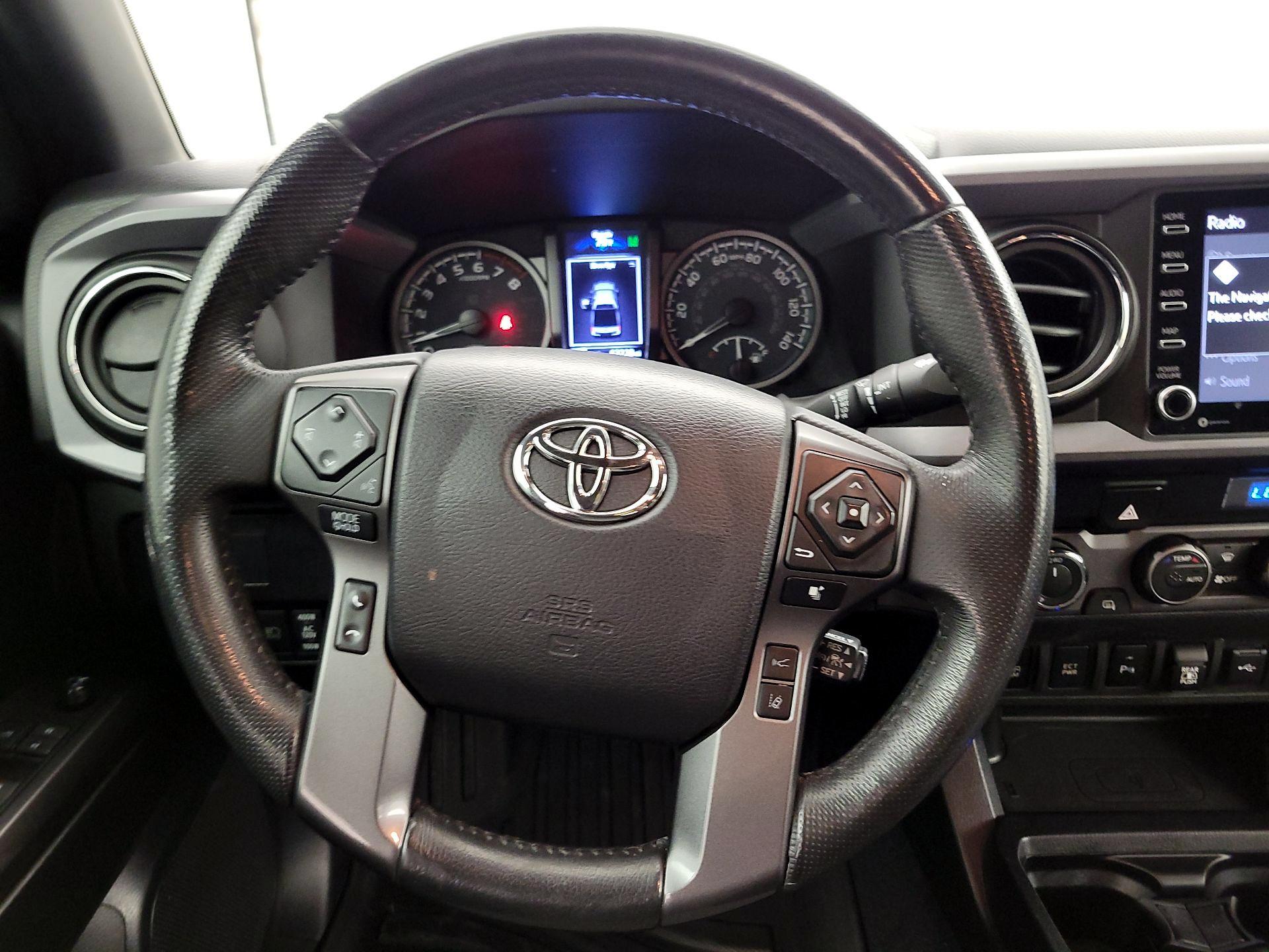 Thumbnail: 2021 Toyota Tacoma - 10