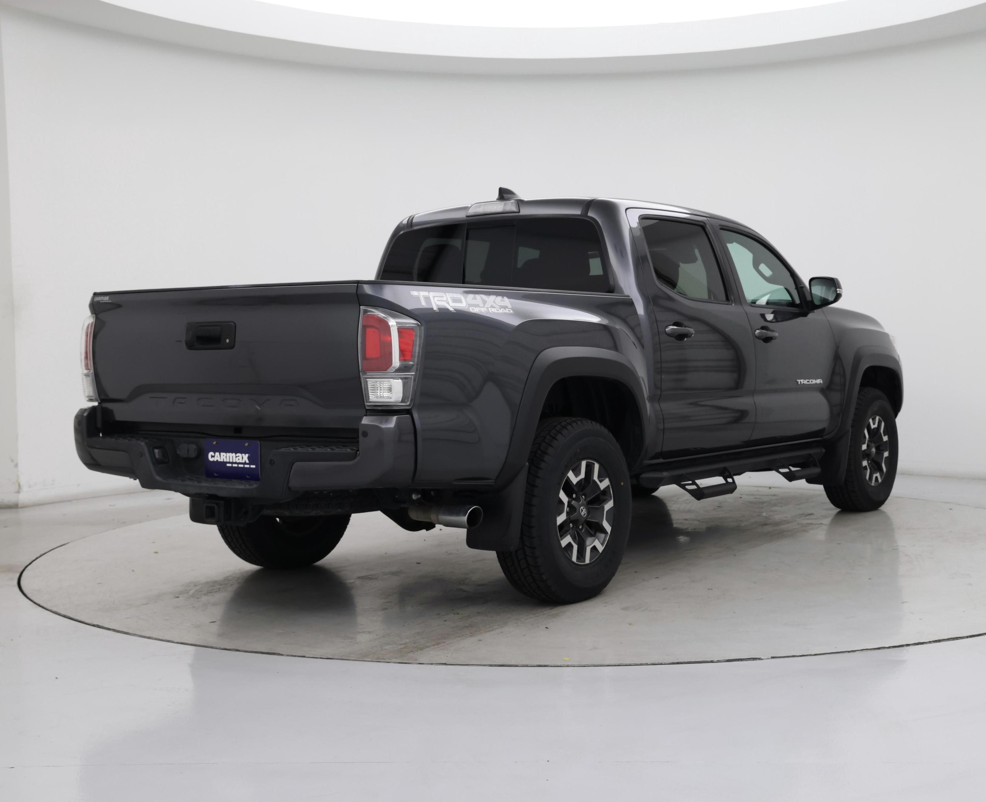 Thumbnail: 2021 Toyota Tacoma - 8
