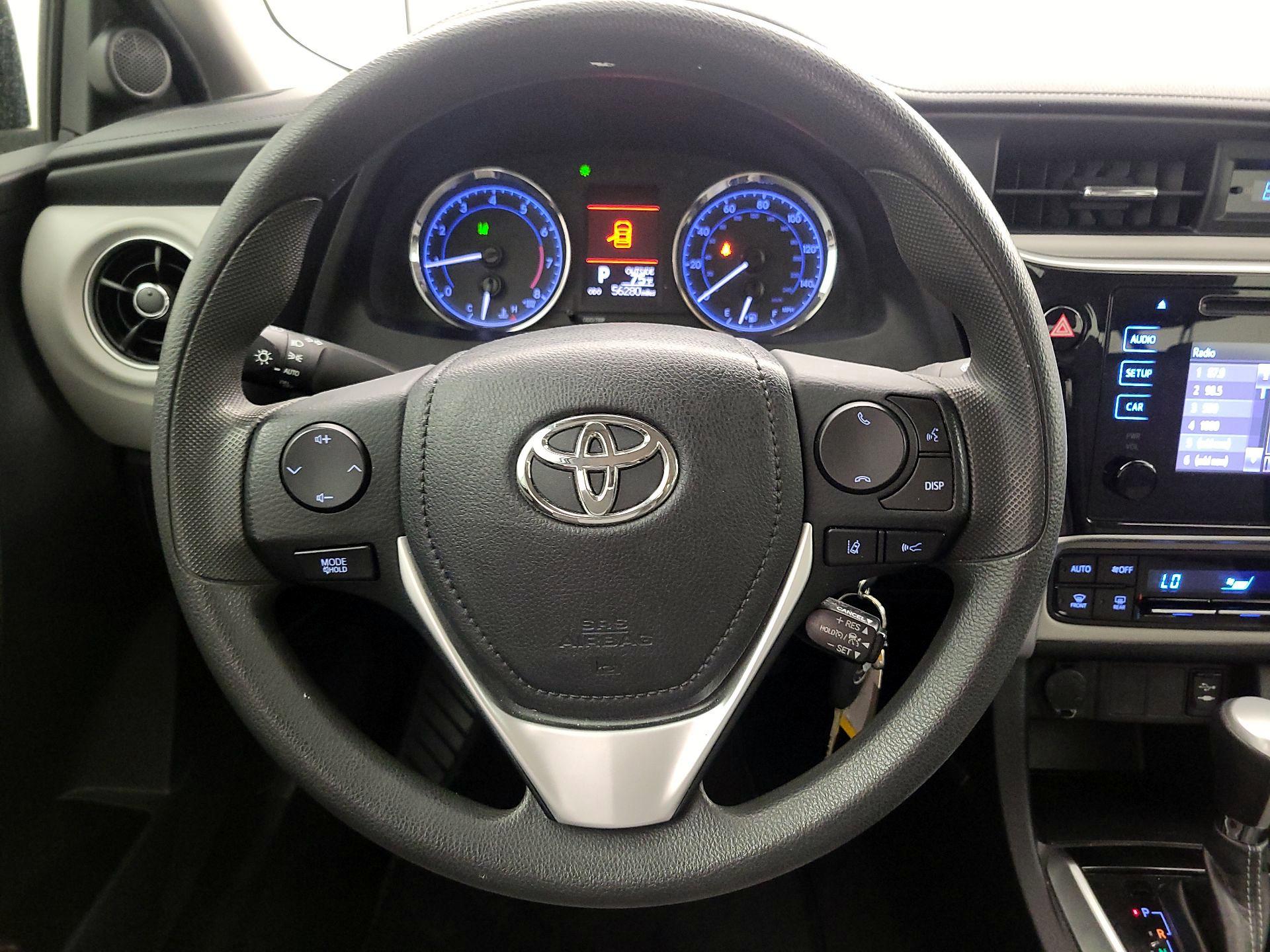 Thumbnail: 2018 Toyota Corolla - 10