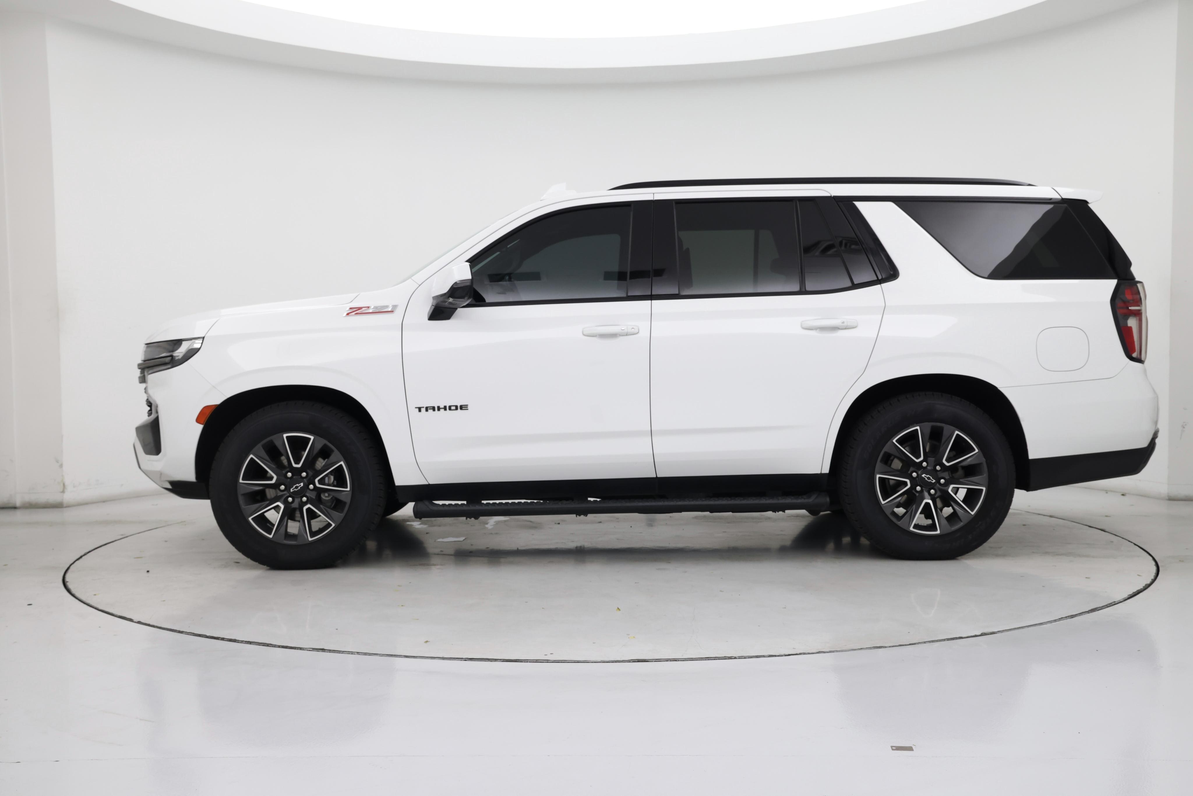 Thumbnail: 2021 Chevrolet Tahoe - 3