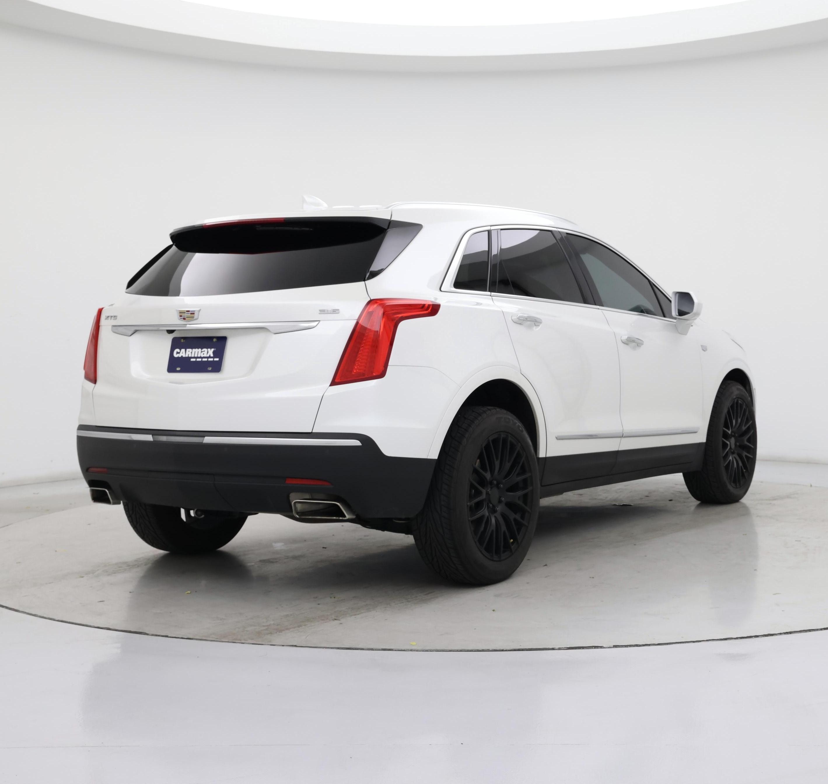 Thumbnail: 2018 Cadillac XT5 - 8