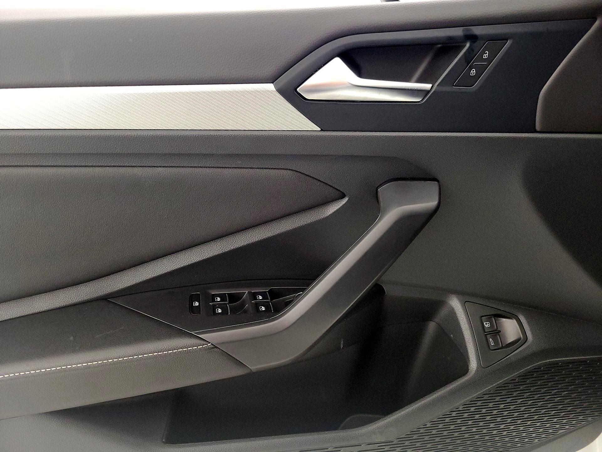 Thumbnail: 2024 Volkswagen Jetta - 12