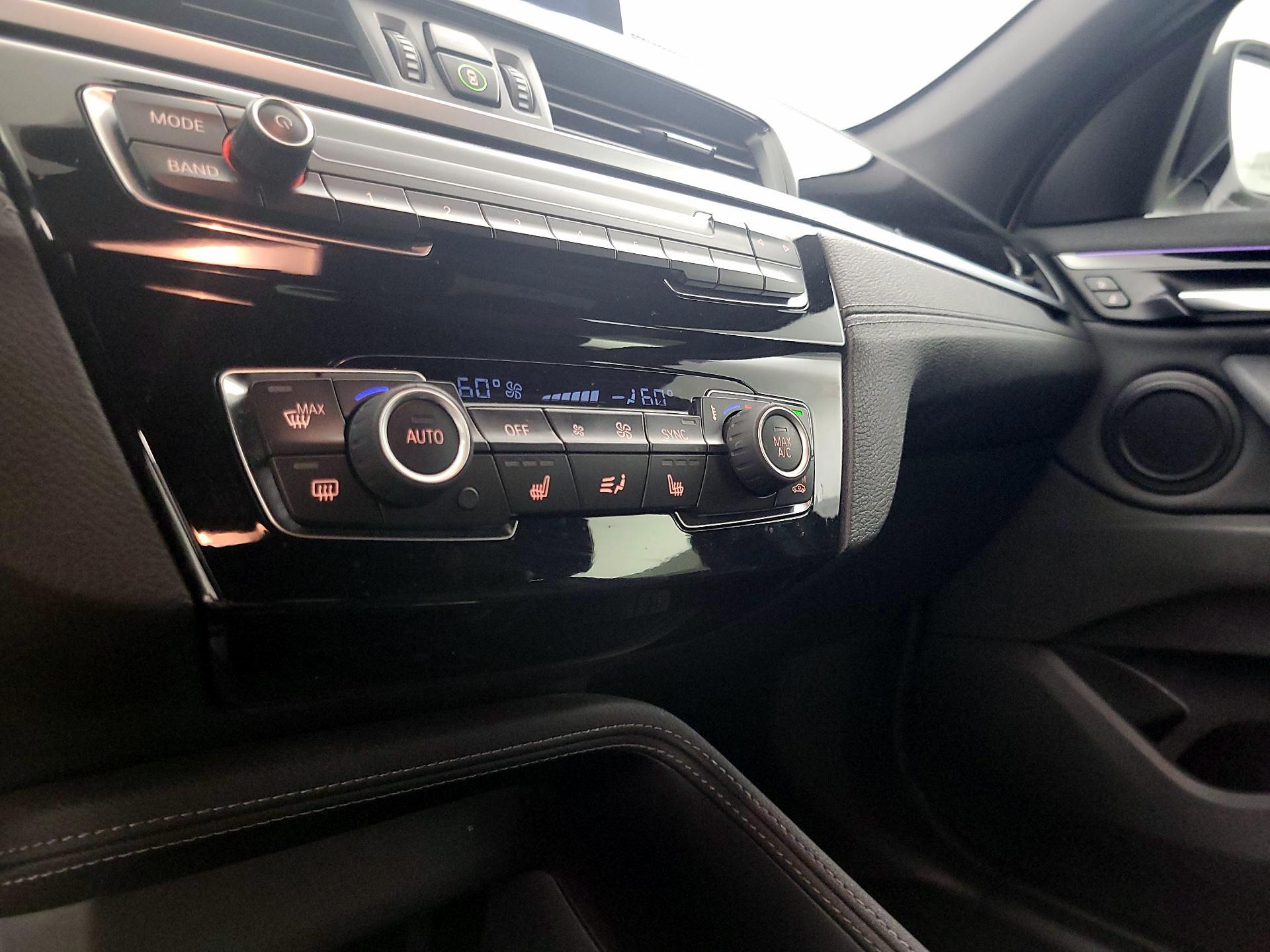Thumbnail: 2021 BMW X1 - 17