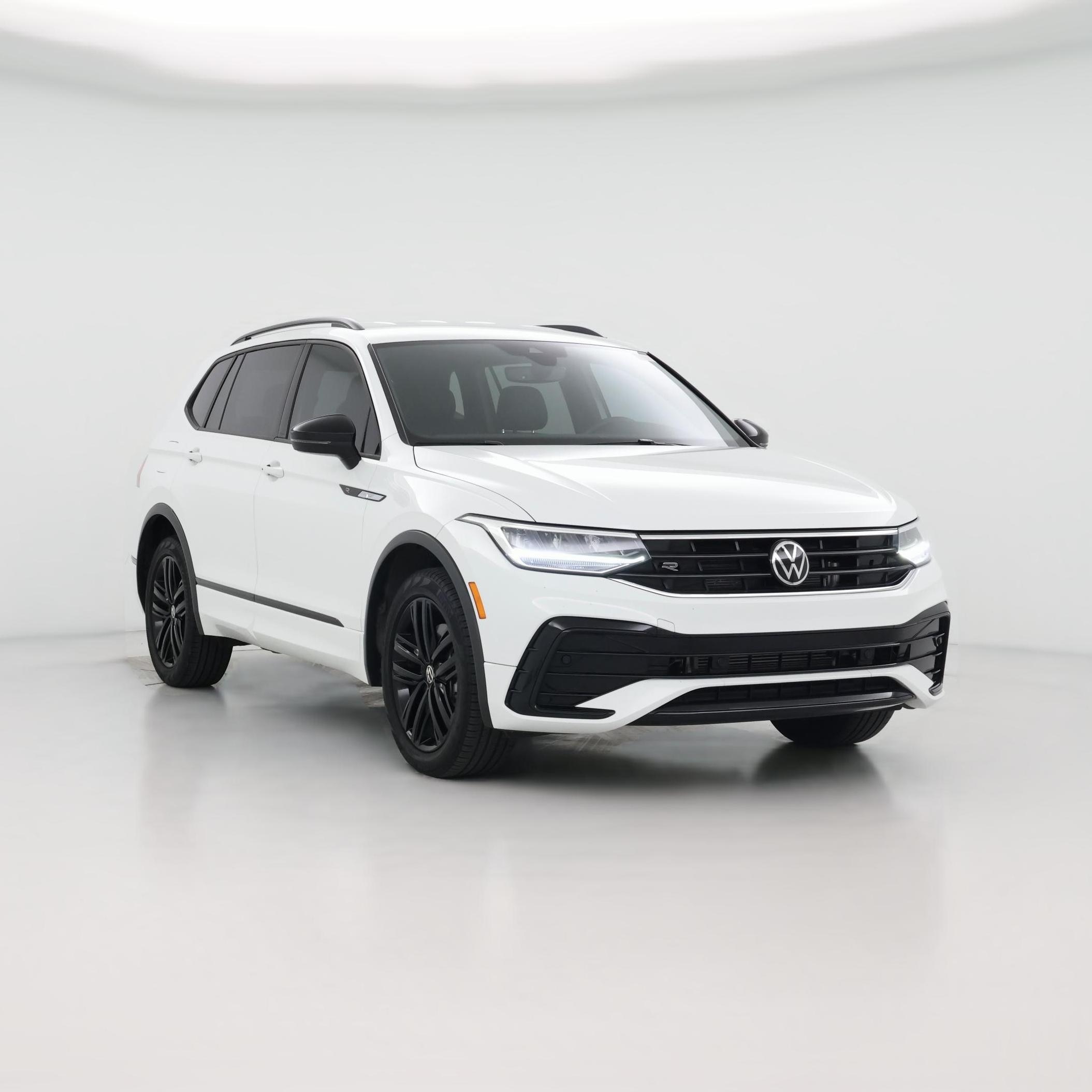 Thumbnail: 2022 Volkswagen Tiguan - 1