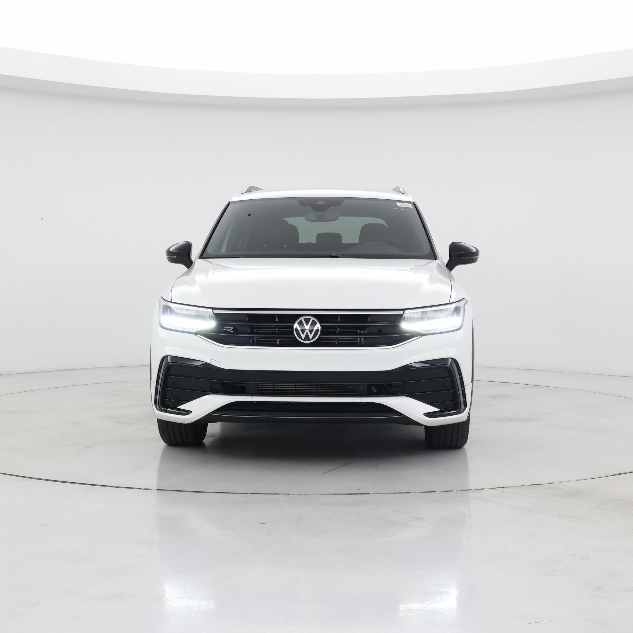 Thumbnail: 2022 Volkswagen Tiguan - 5
