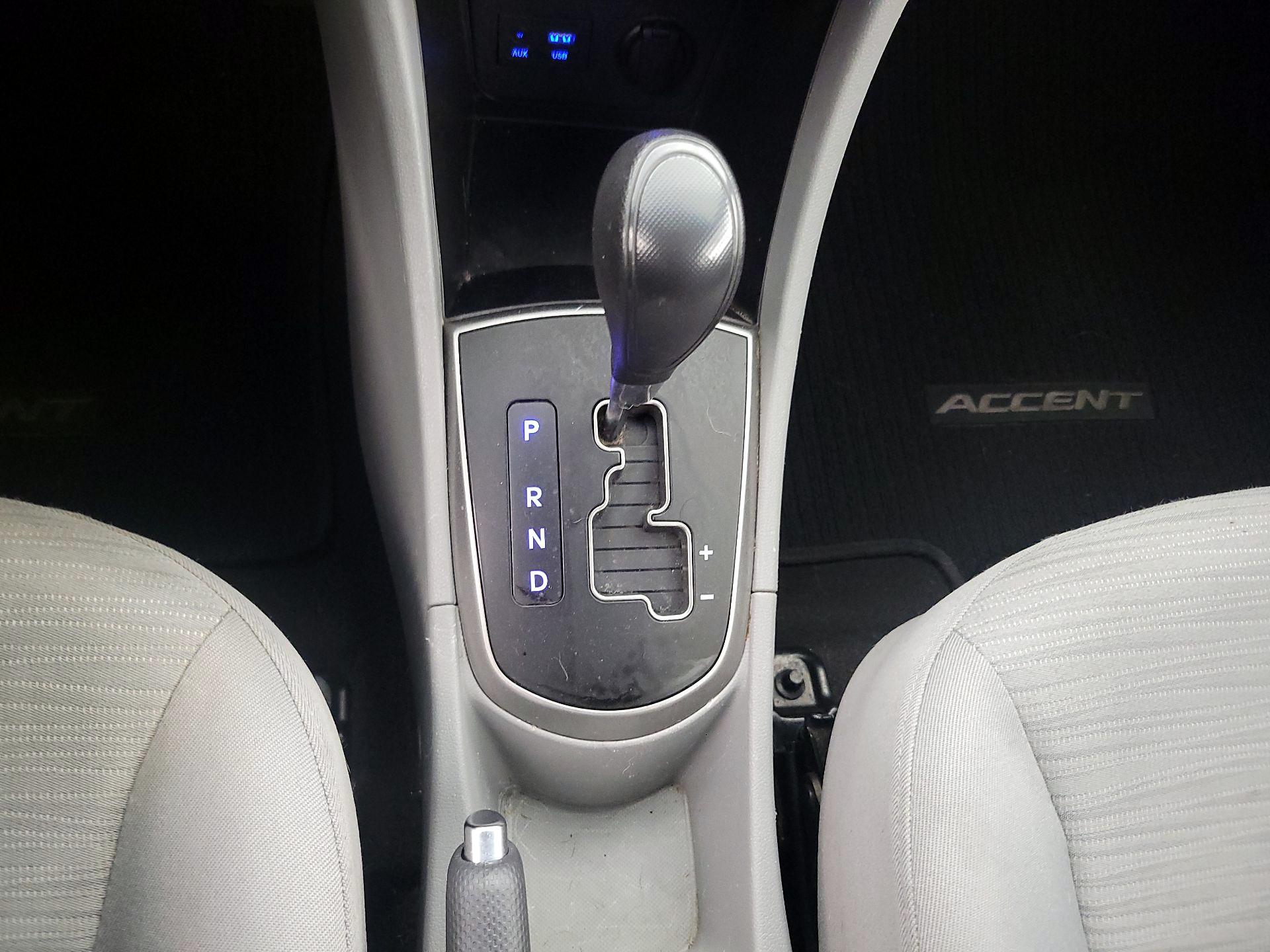 Thumbnail: 2016 Hyundai Accent - 16