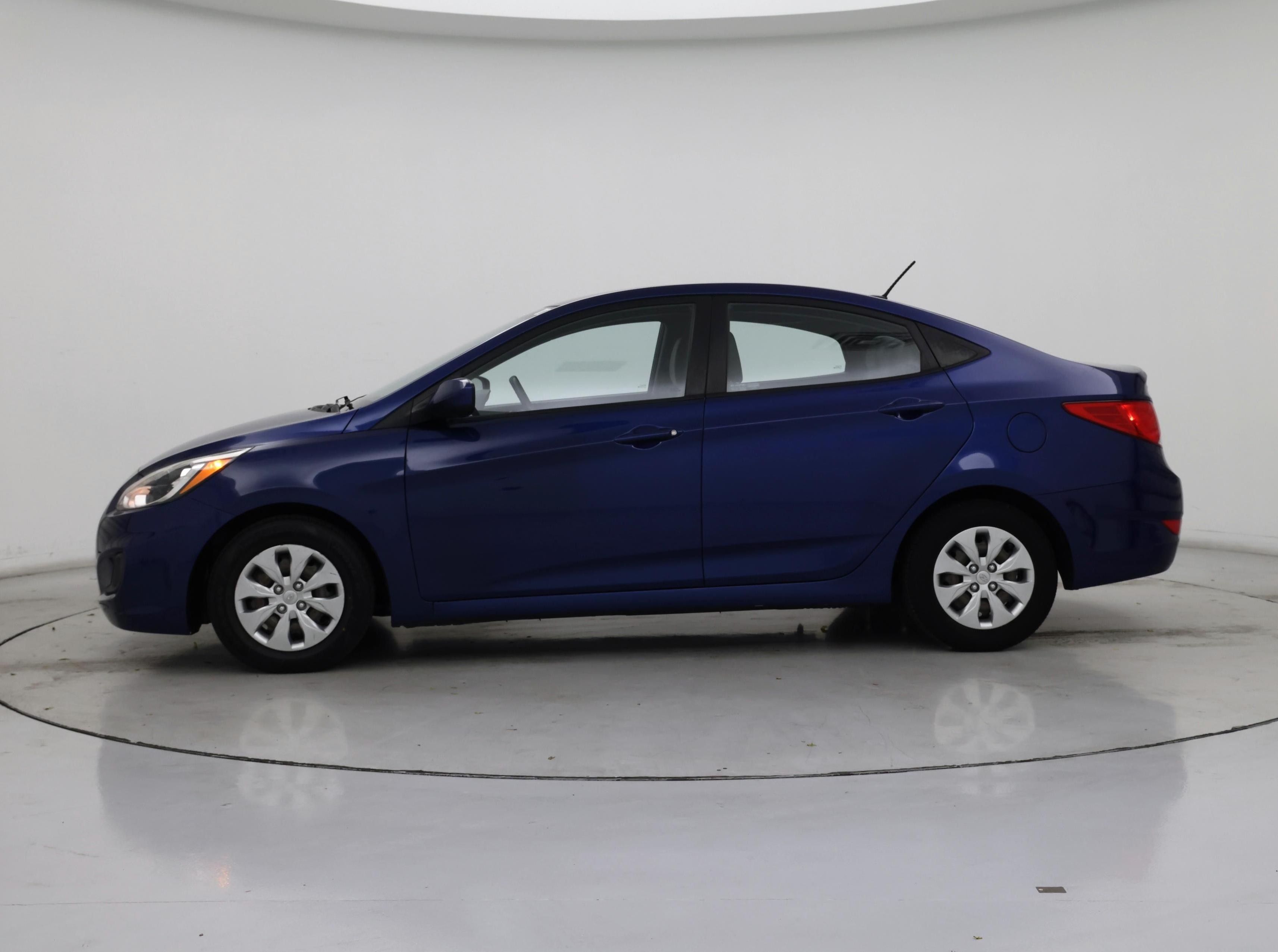 Thumbnail: 2016 Hyundai Accent - 3