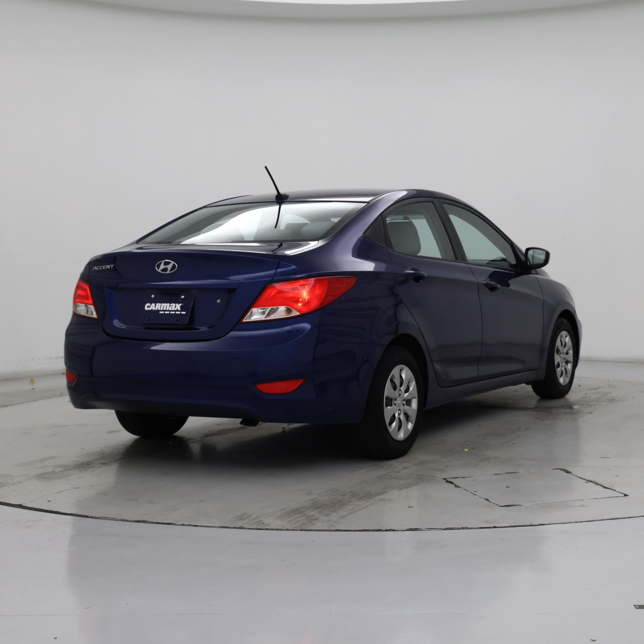 Thumbnail: 2016 Hyundai Accent - 8