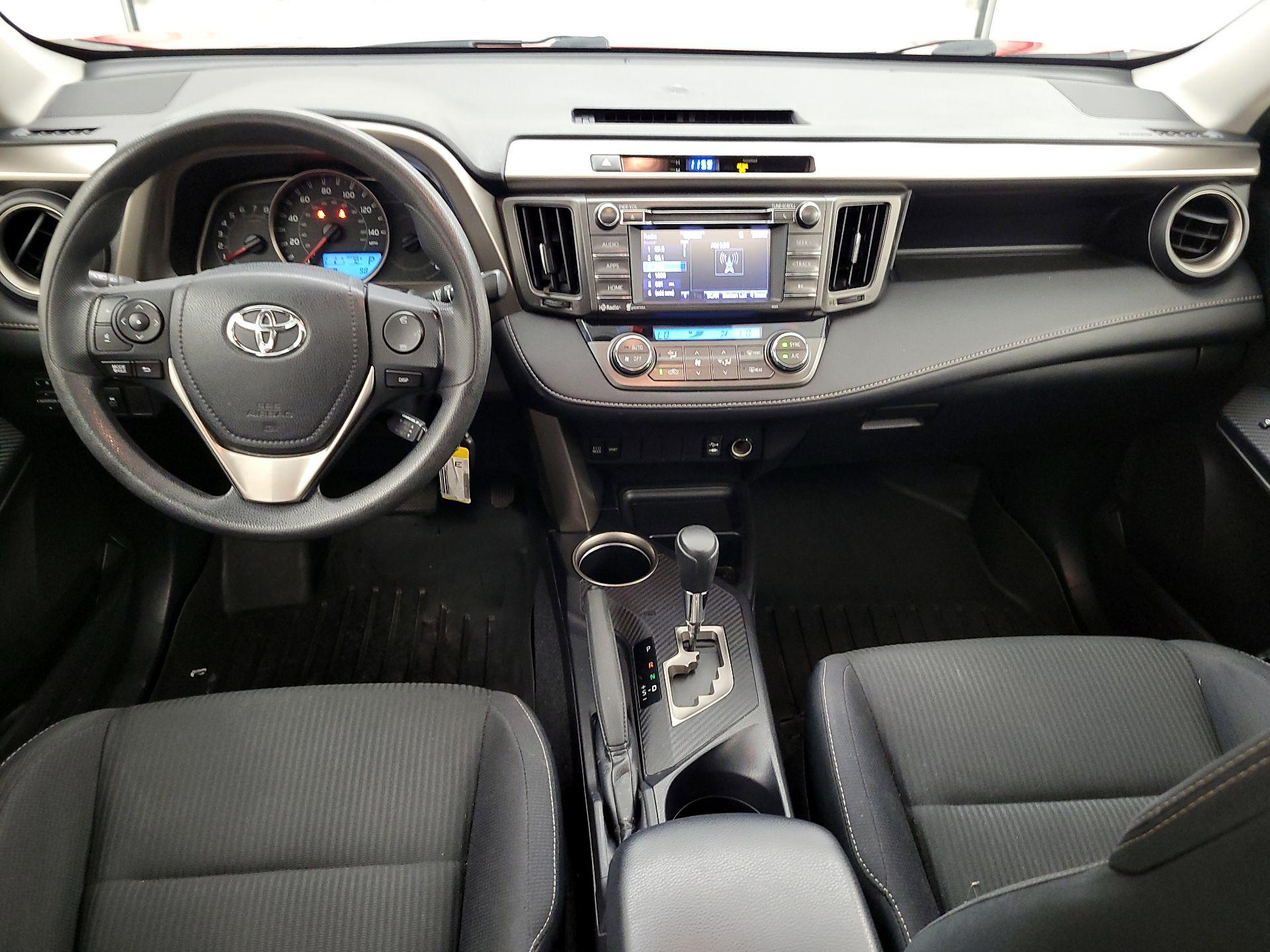 Thumbnail: 2014 Toyota RAV4 - 9