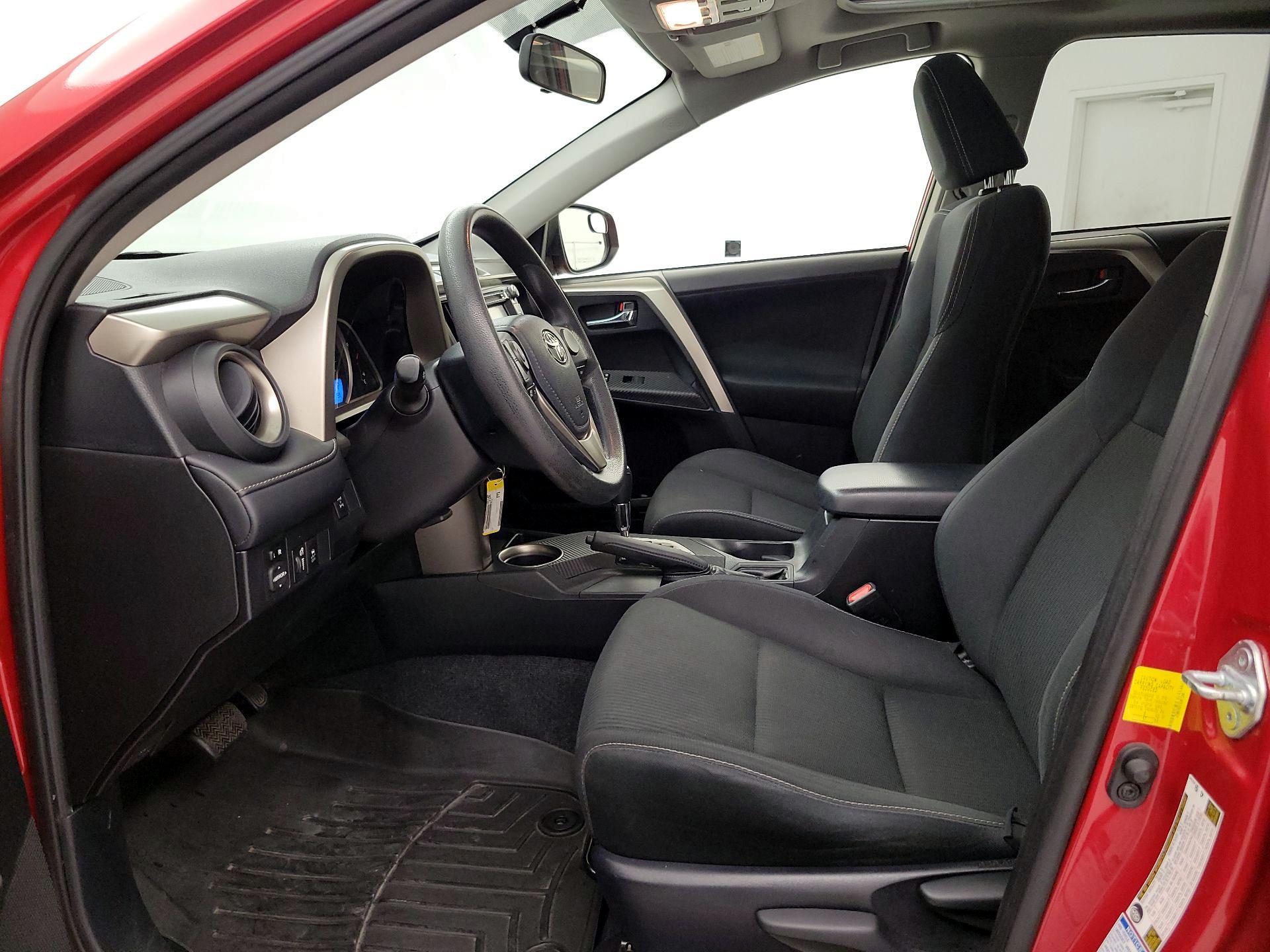 Thumbnail: 2014 Toyota RAV4 - 11