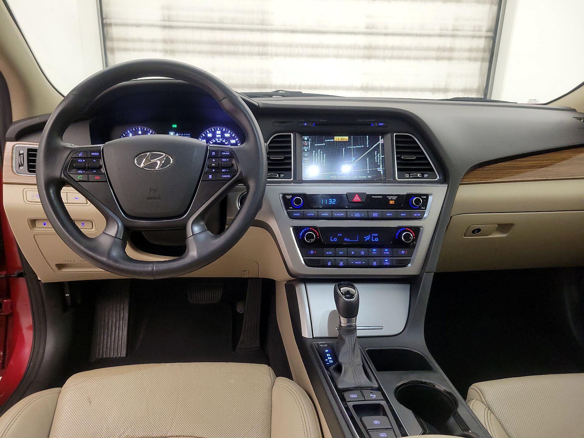 Thumbnail: 2015 Hyundai Sonata - 9