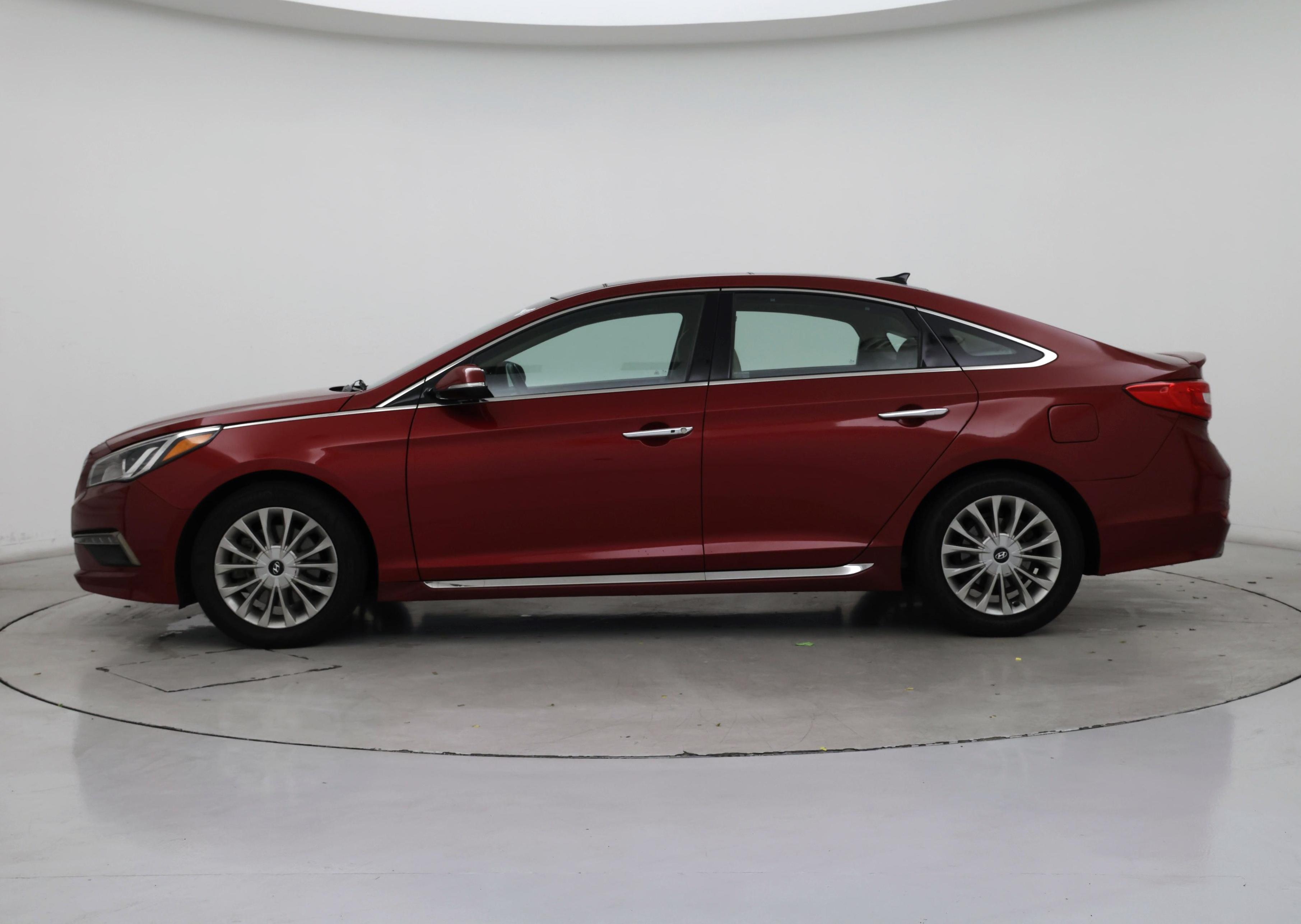Thumbnail: 2015 Hyundai Sonata - 3