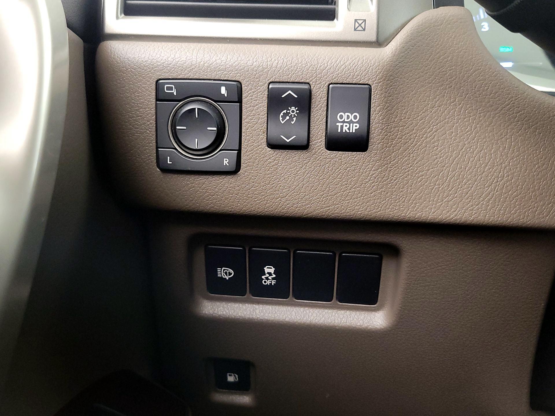 Thumbnail: 2018 Lexus GX - 13