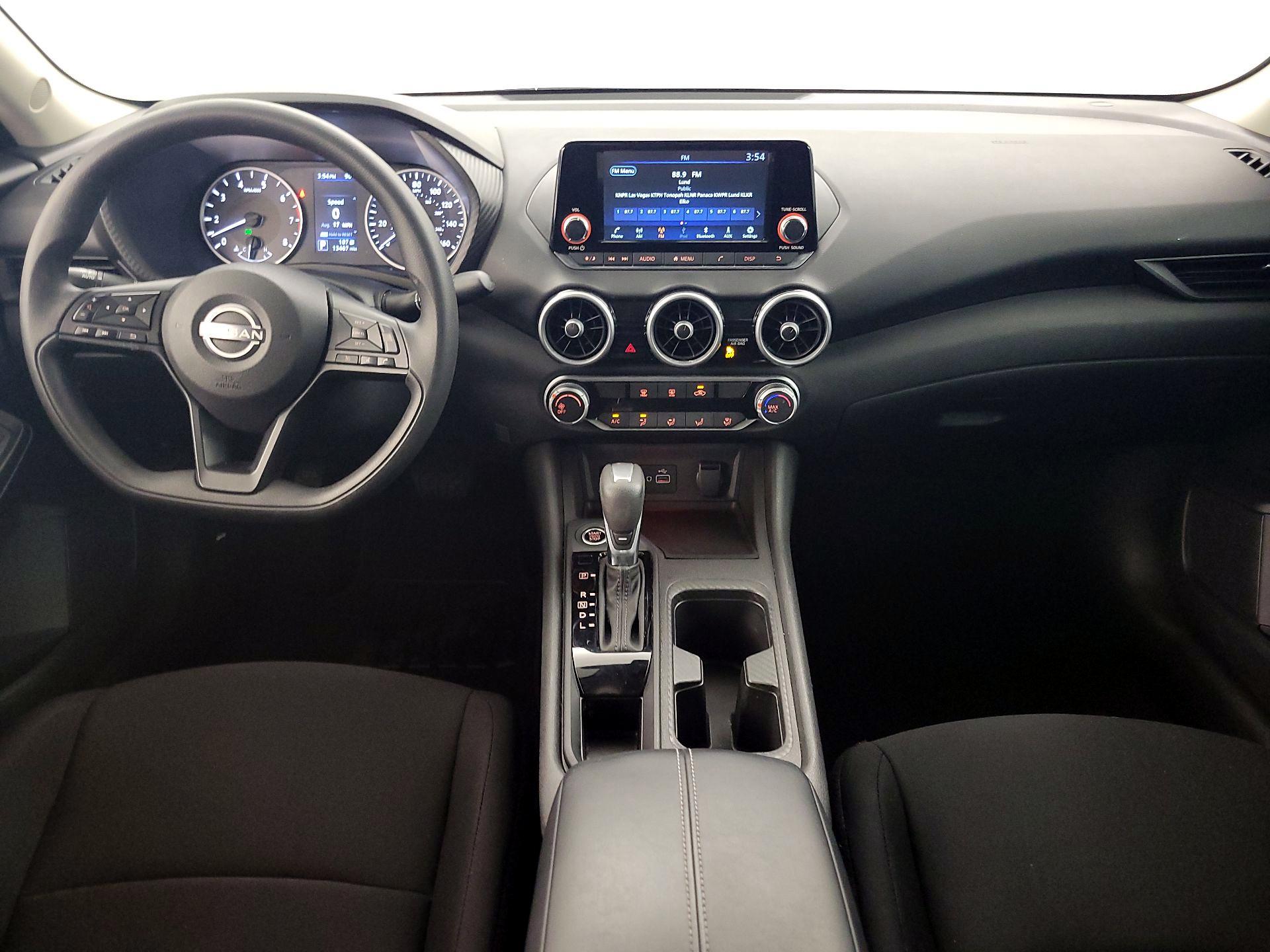 Thumbnail: 2024 Nissan Sentra - 9