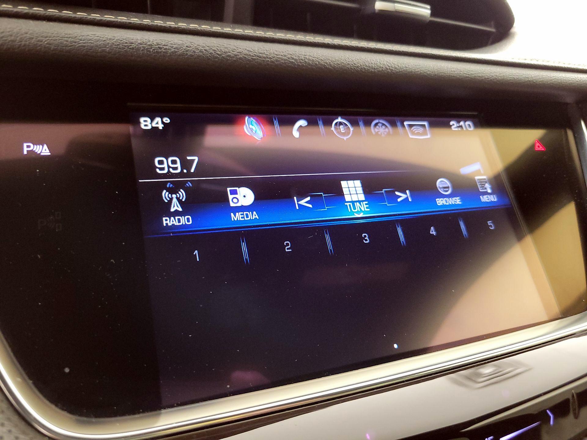 Thumbnail: 2017 Cadillac XT5 - 15