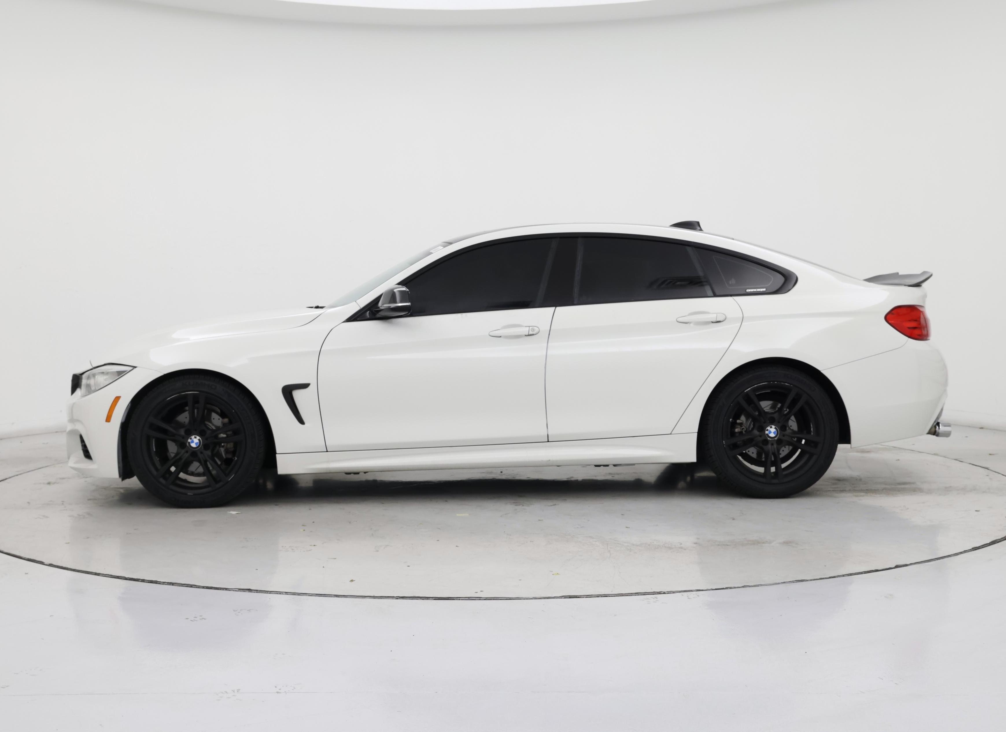 Thumbnail: 2015 BMW 4 Series - 3