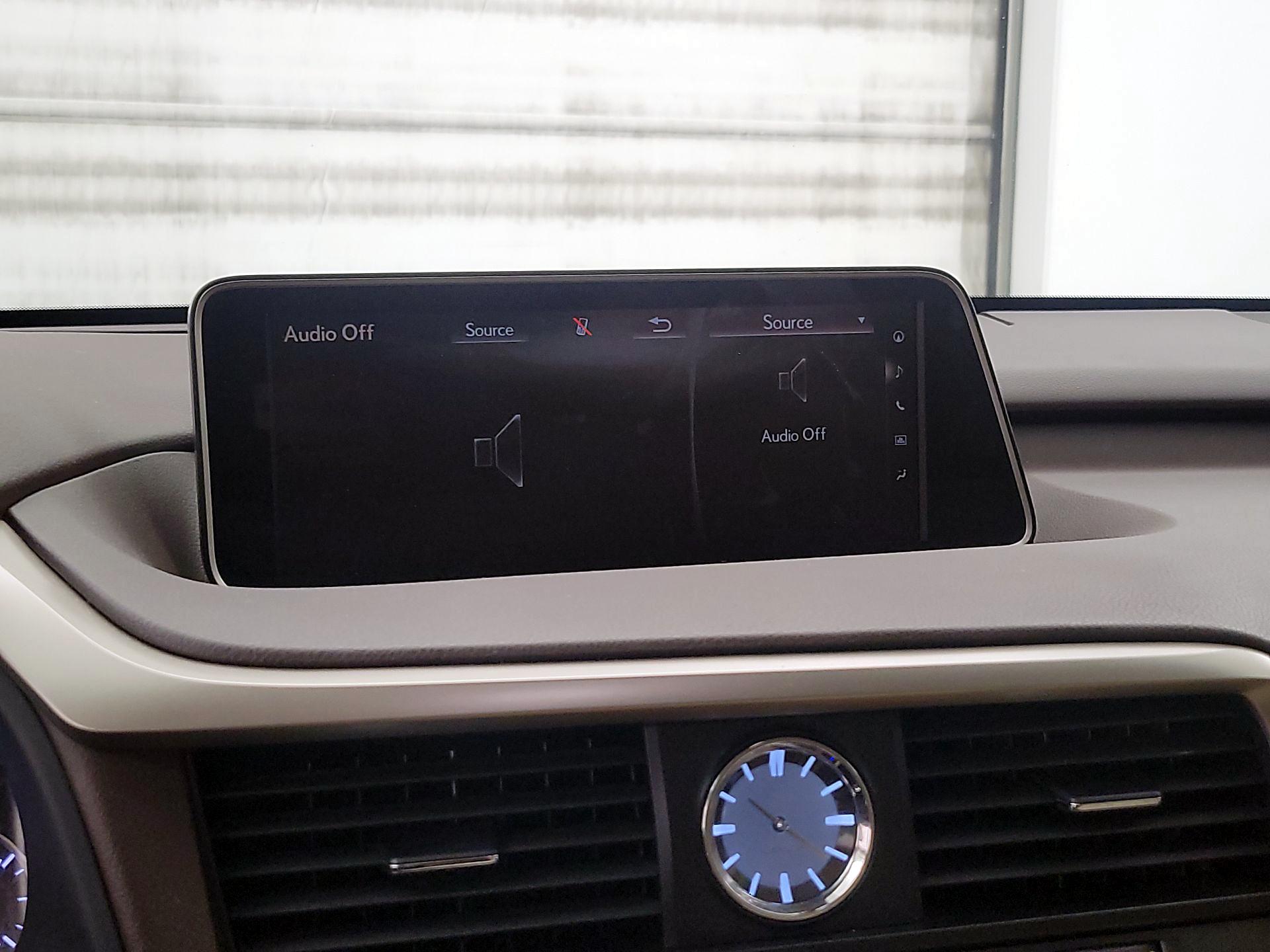 Thumbnail: 2019 Lexus RX - 16