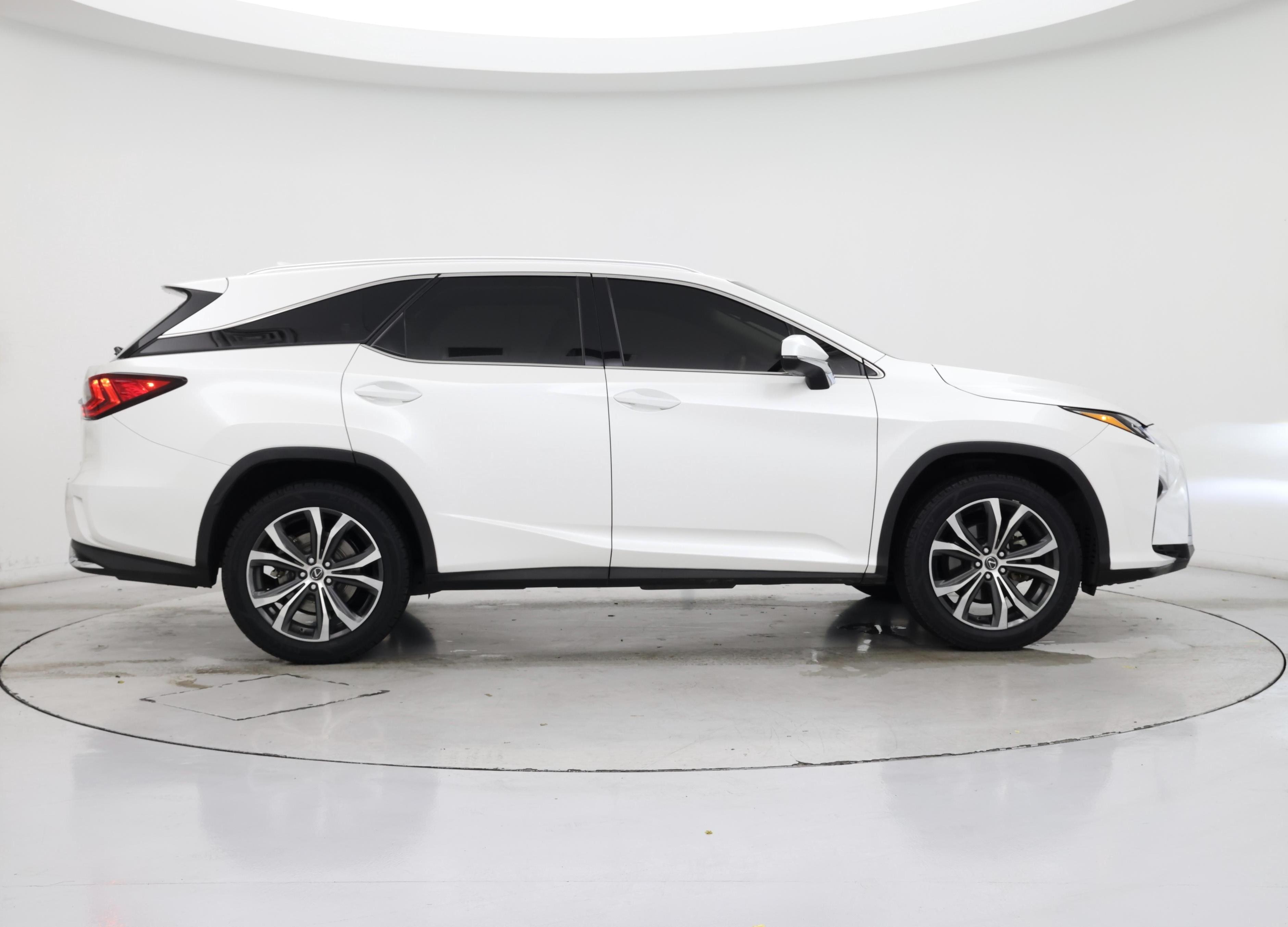 Thumbnail: 2019 Lexus RX - 7