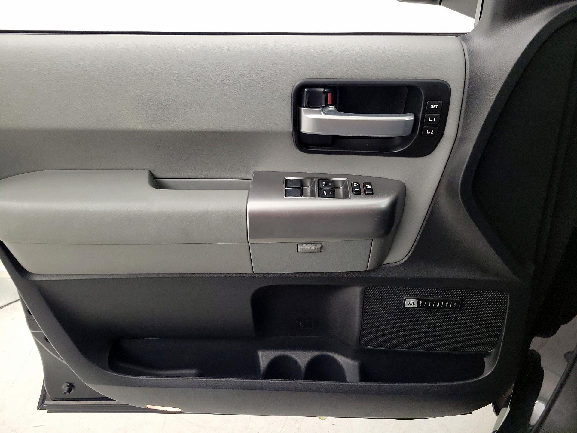 Thumbnail: 2019 Toyota Sequoia - 12